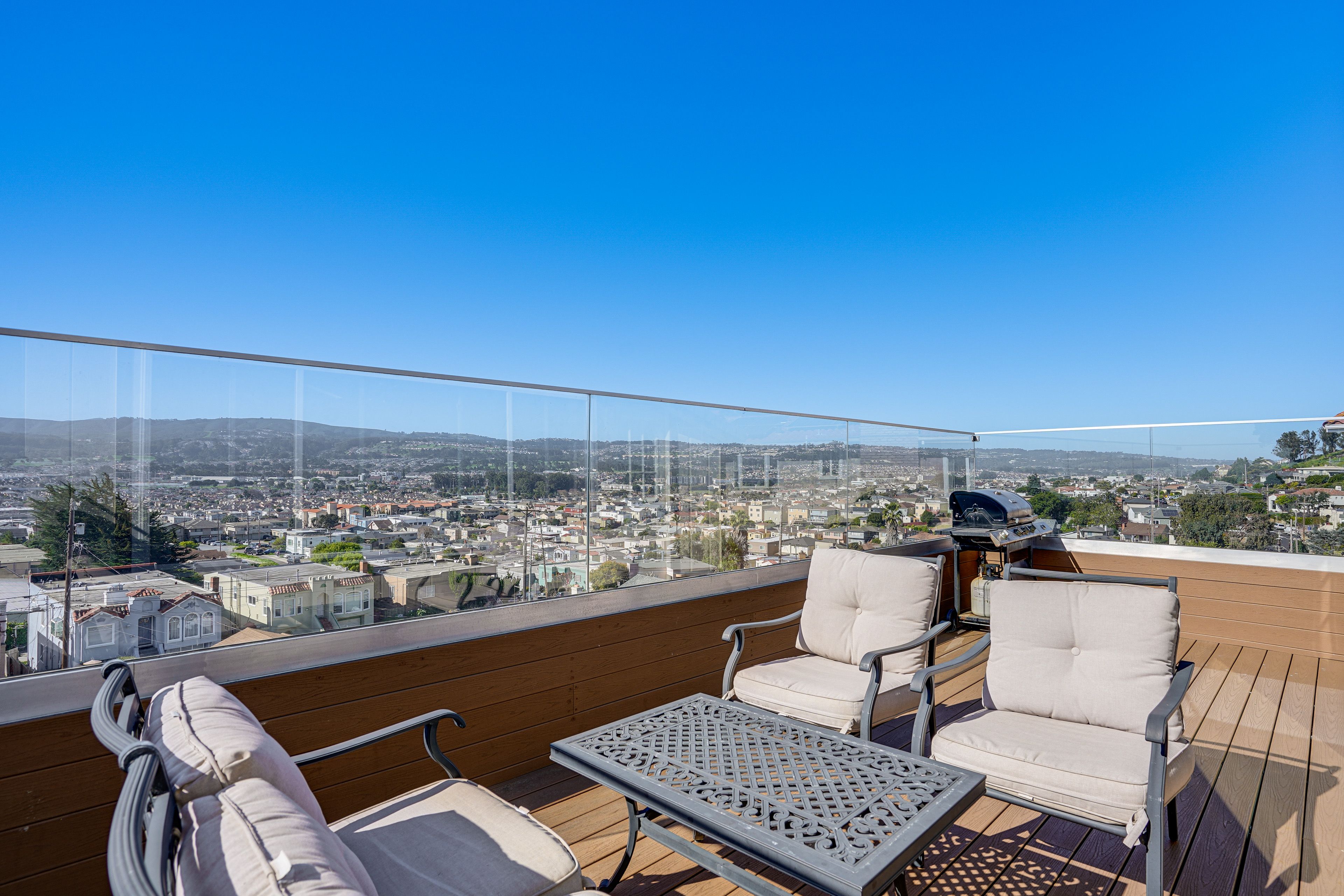 South San Francisco Vacation Rental | 4BR | 3BA | 2,800 Sq Ft