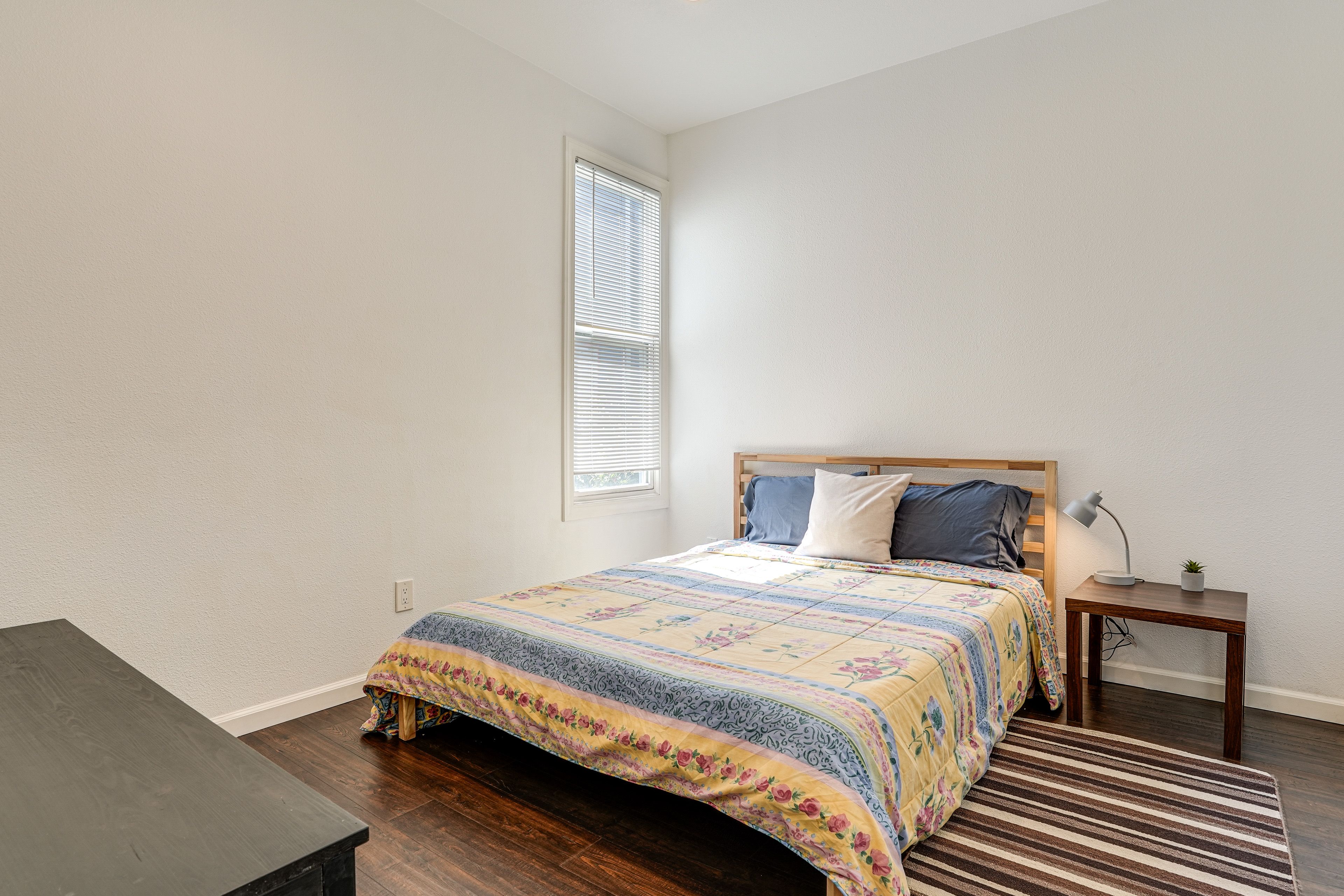 Bedroom 2 | Queen Bed