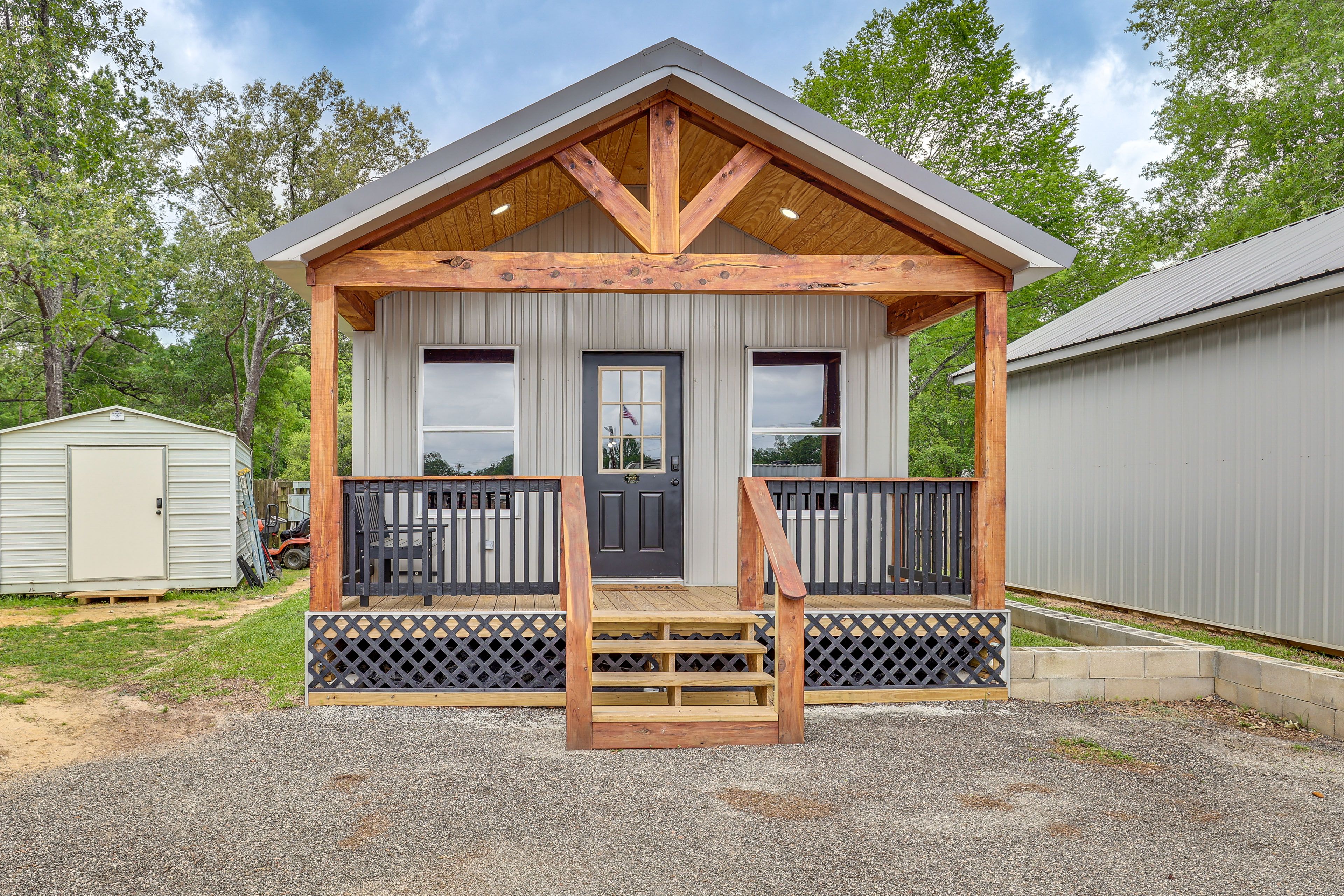 Joaquin Vacation Rental | 1BR | 1BA | 640 Sq Ft