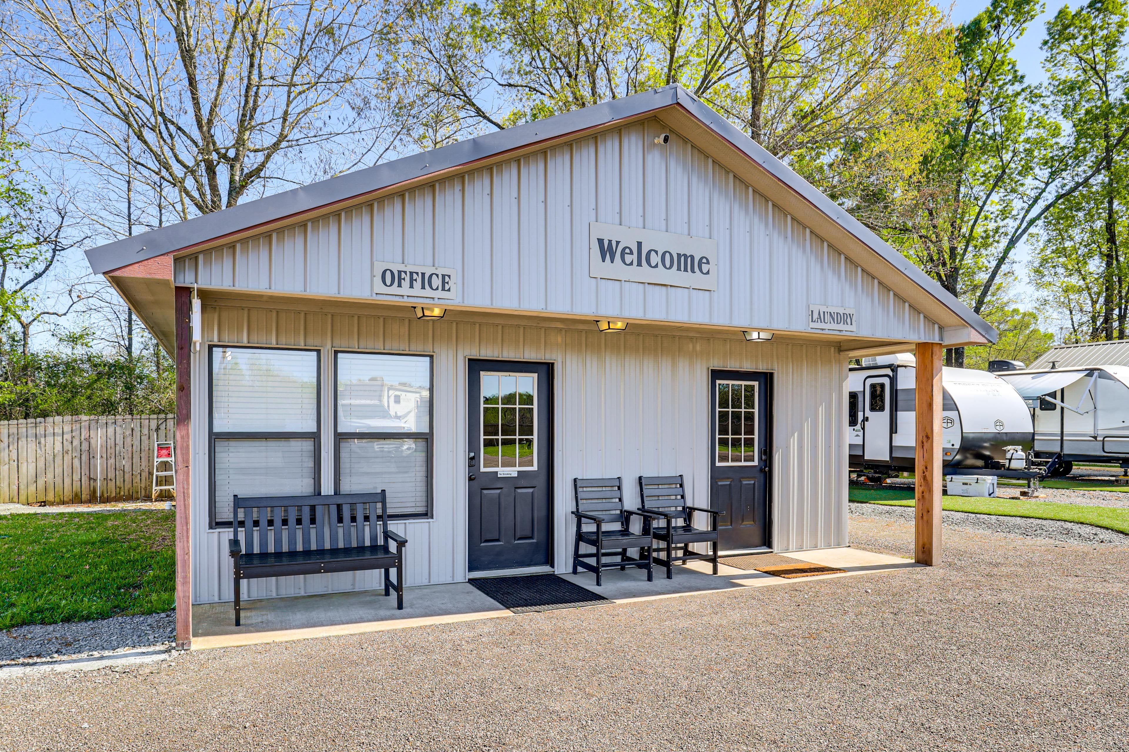 Shared Laundry Room | Trailers/Boats Allowed
