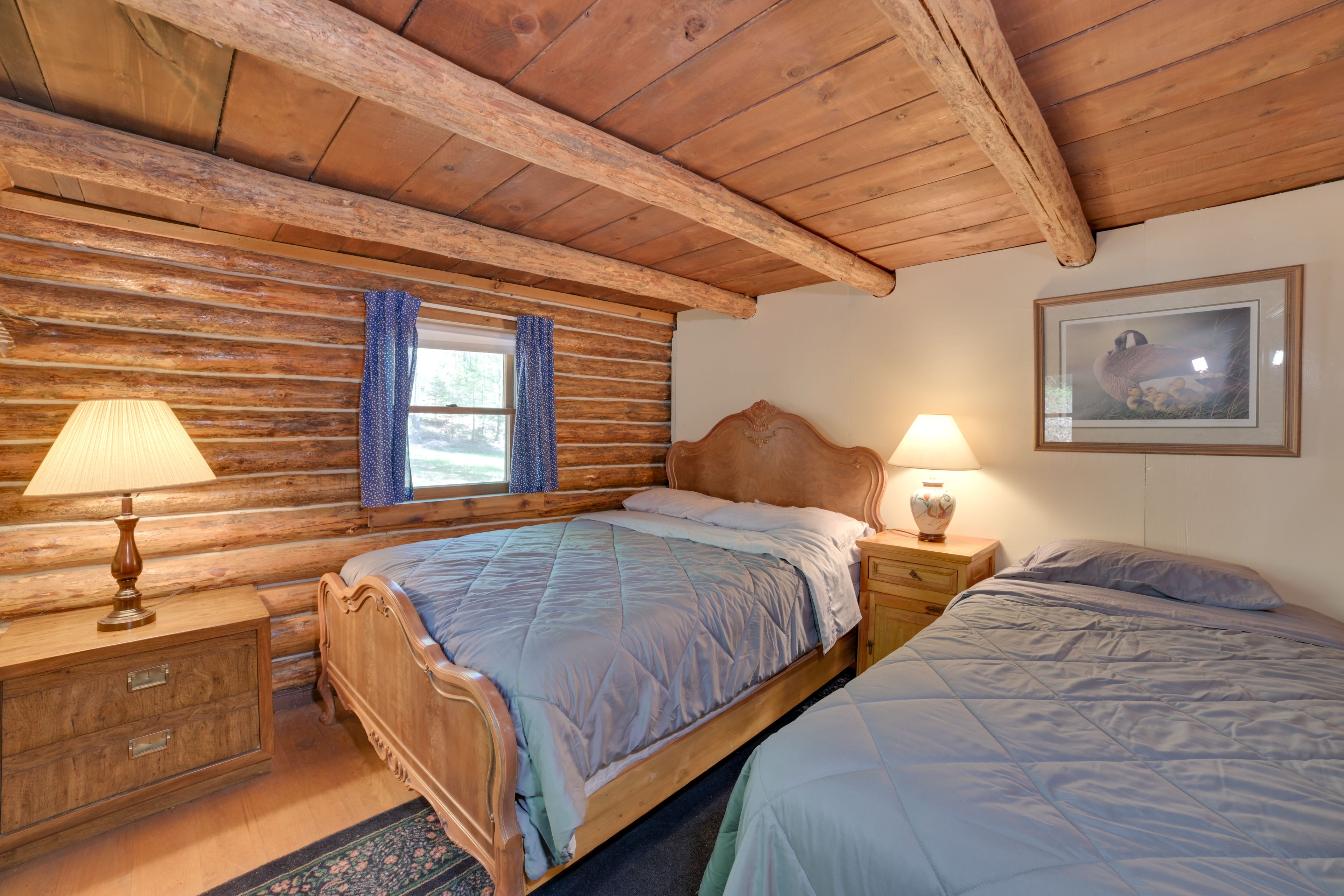 Bedroom | Full Bed | Twin Bed