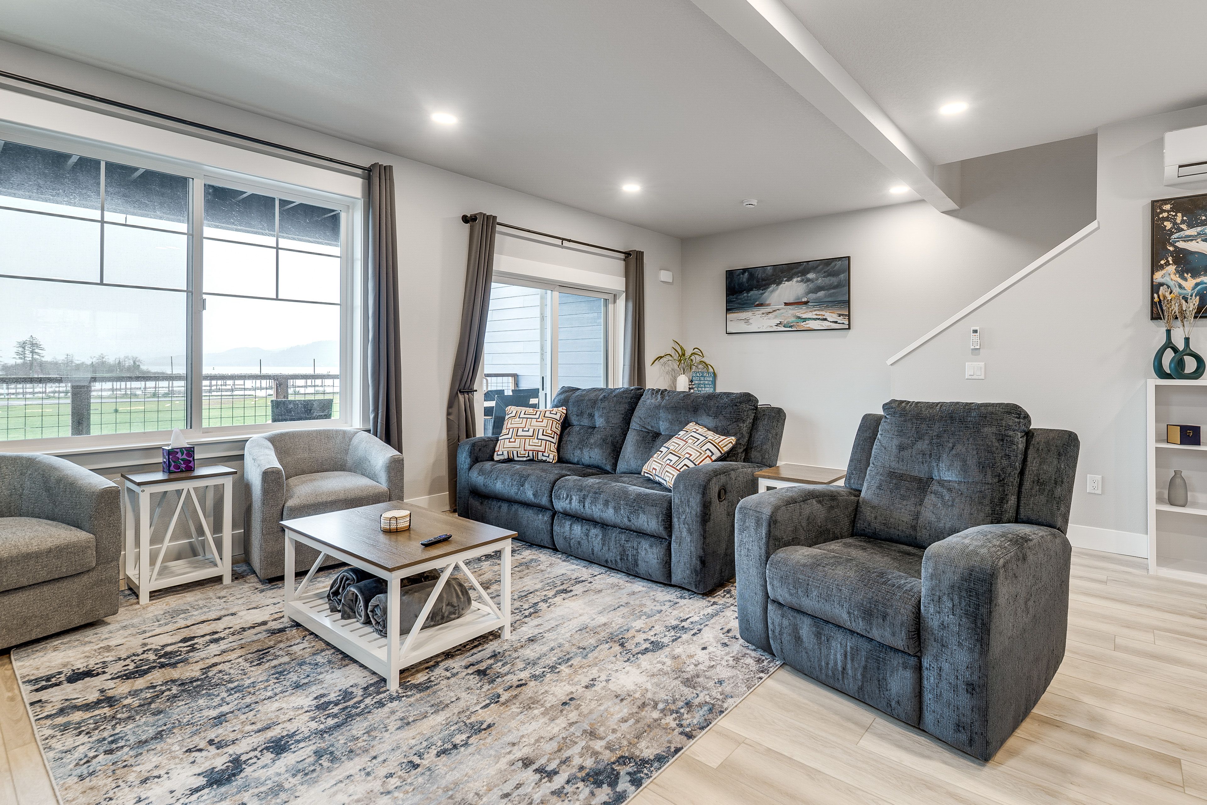 Living Room | Main Floor