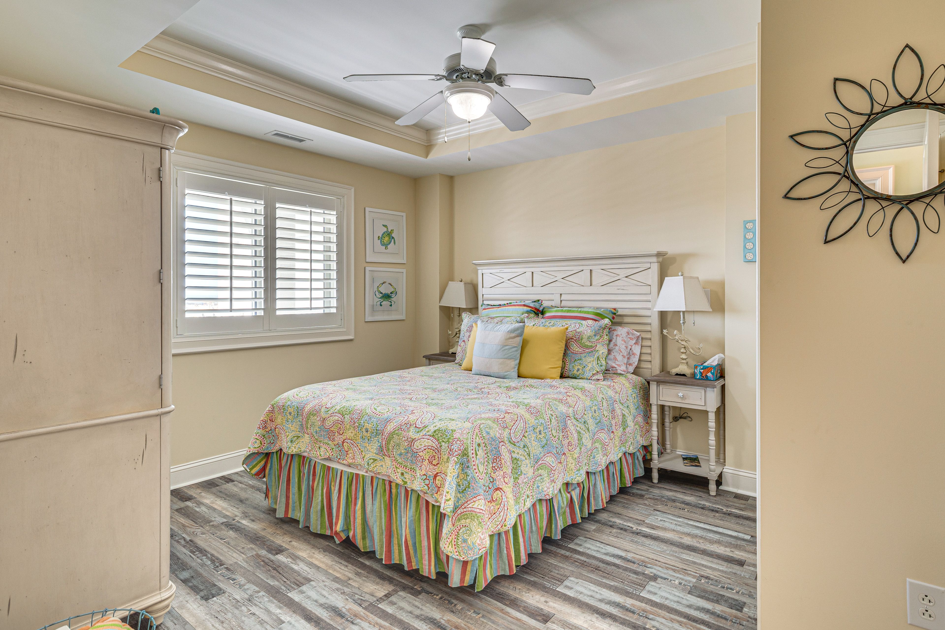 Bedroom 3 | Queen Bed