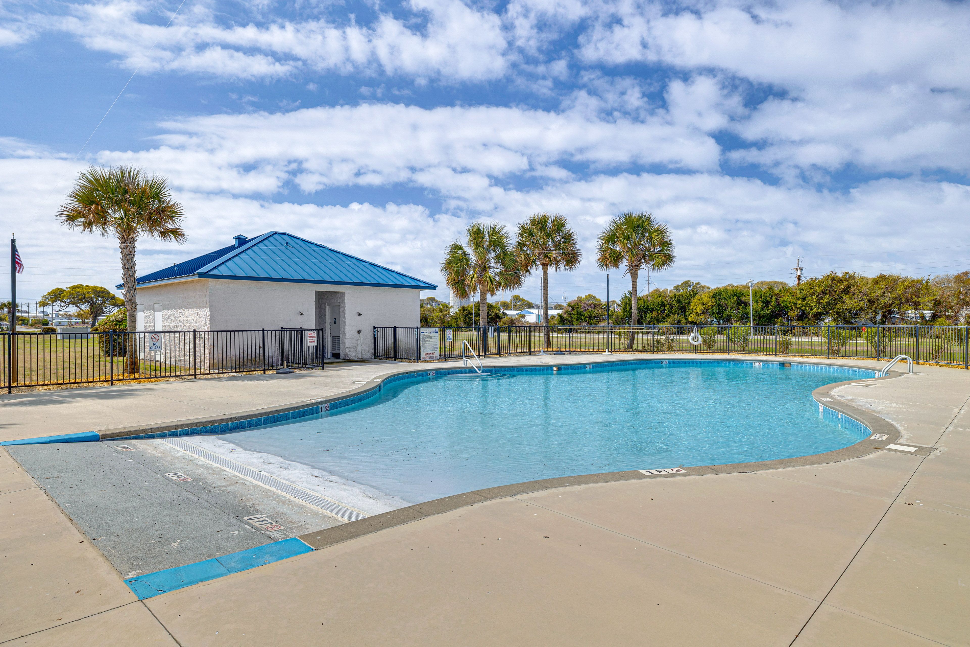 The Nautical Club | Community Amenities
