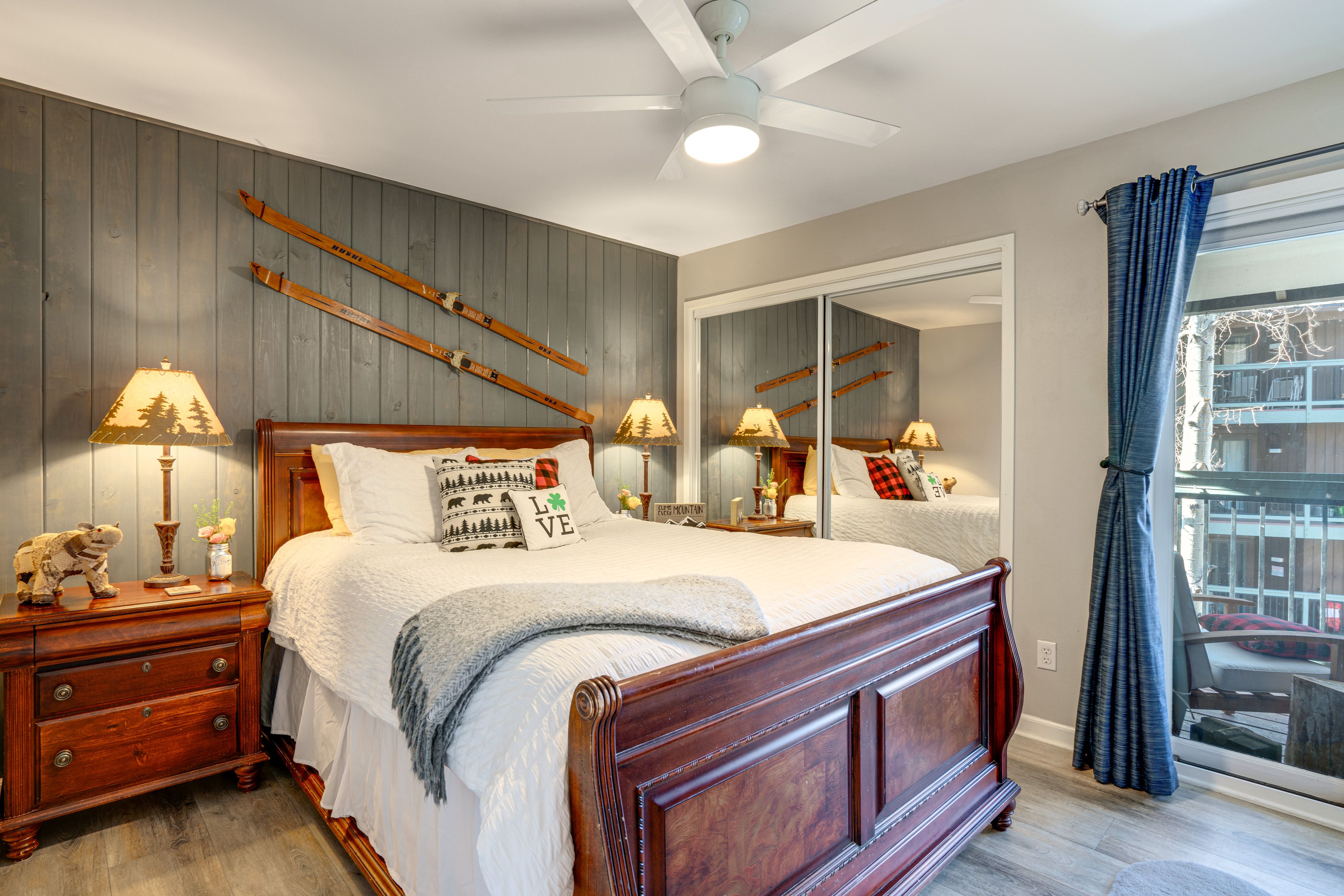 Bedroom 1 | 1st Floor | Queen Bed