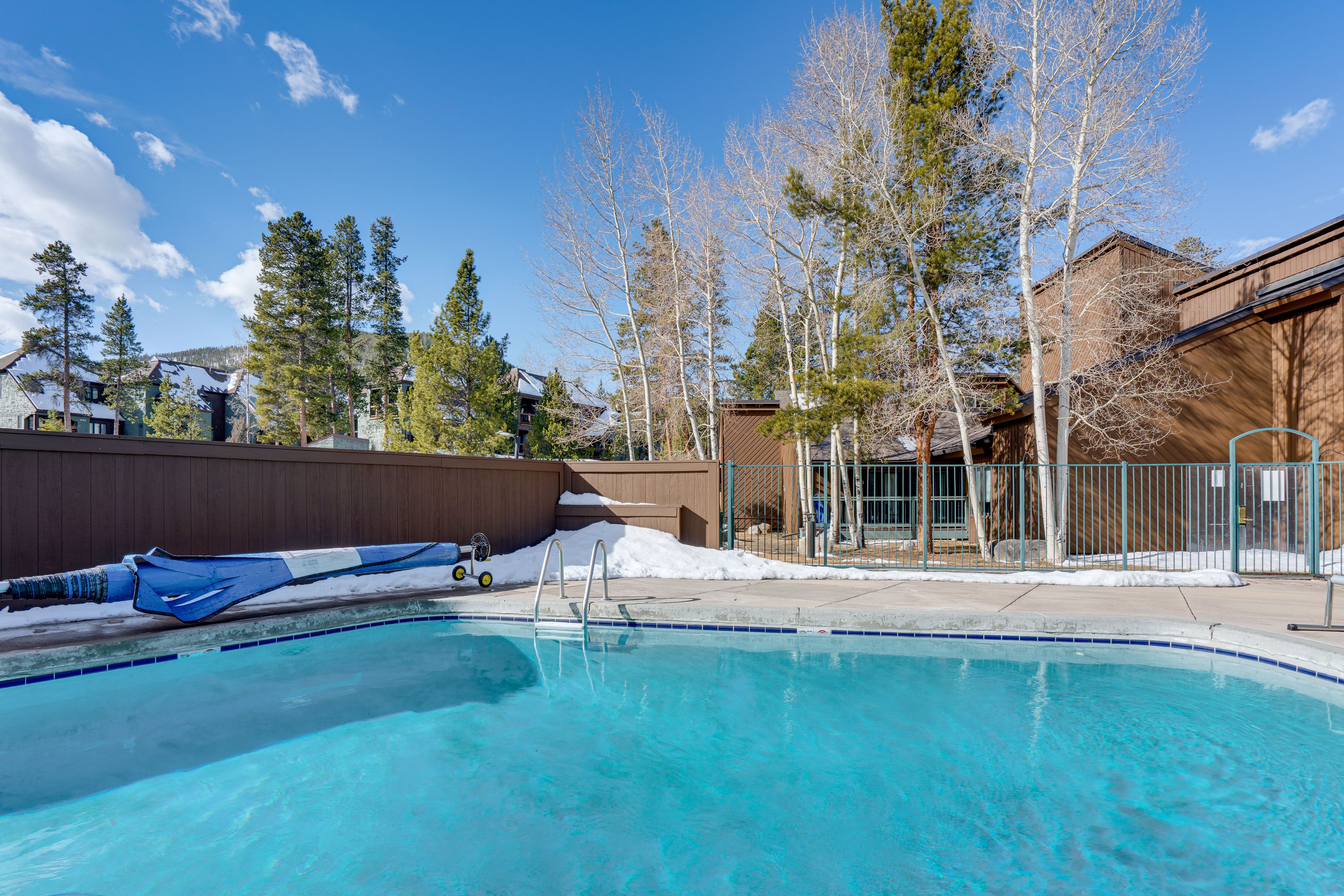 Wild Irishman Amenities