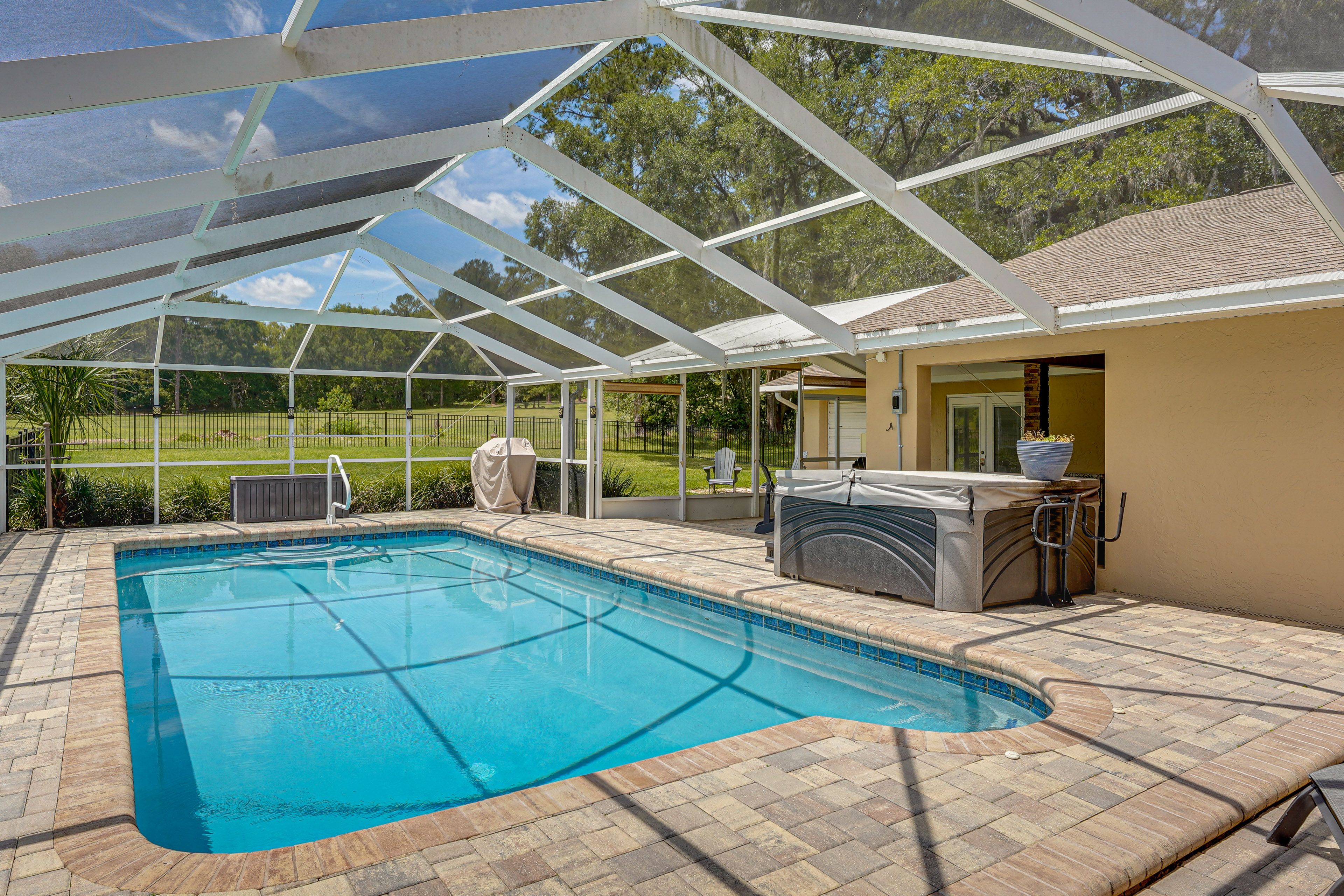 Ocala Vacation Rental | 4BR | 3BA | 2,961 Sq Ft | 1 Step to Enter