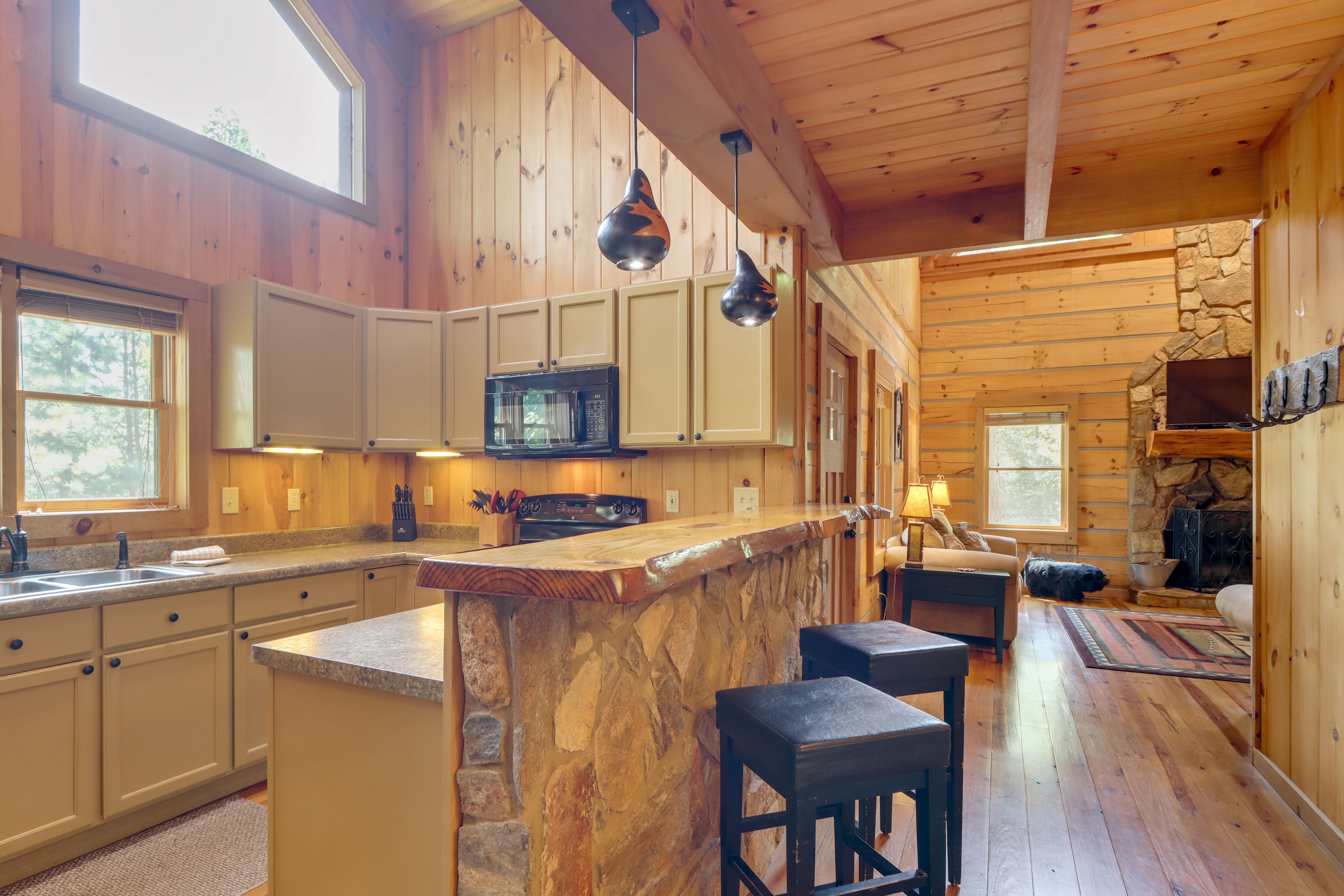 Kitchen | 1st Floor