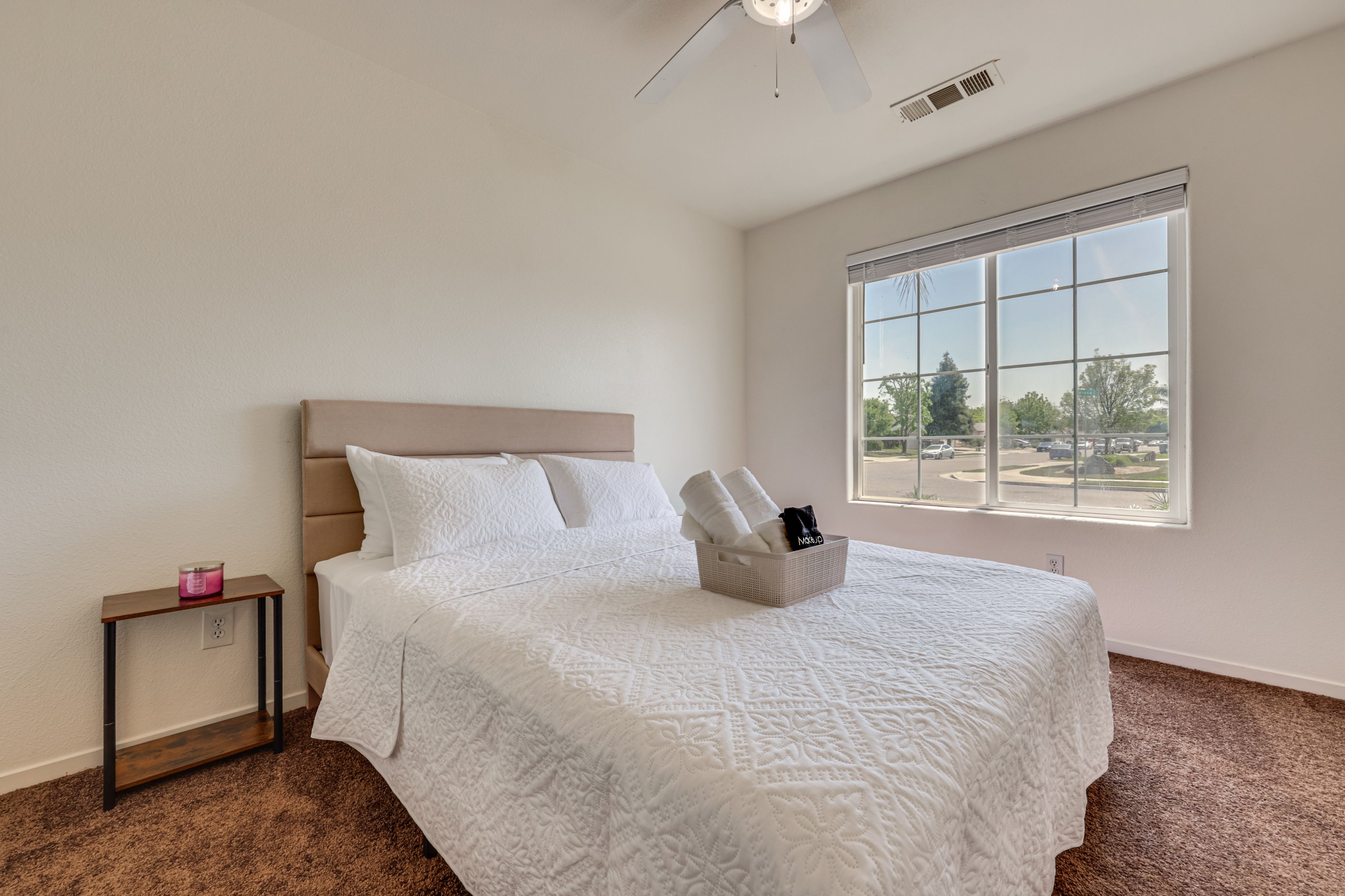Bedroom 2 | Queen Bed