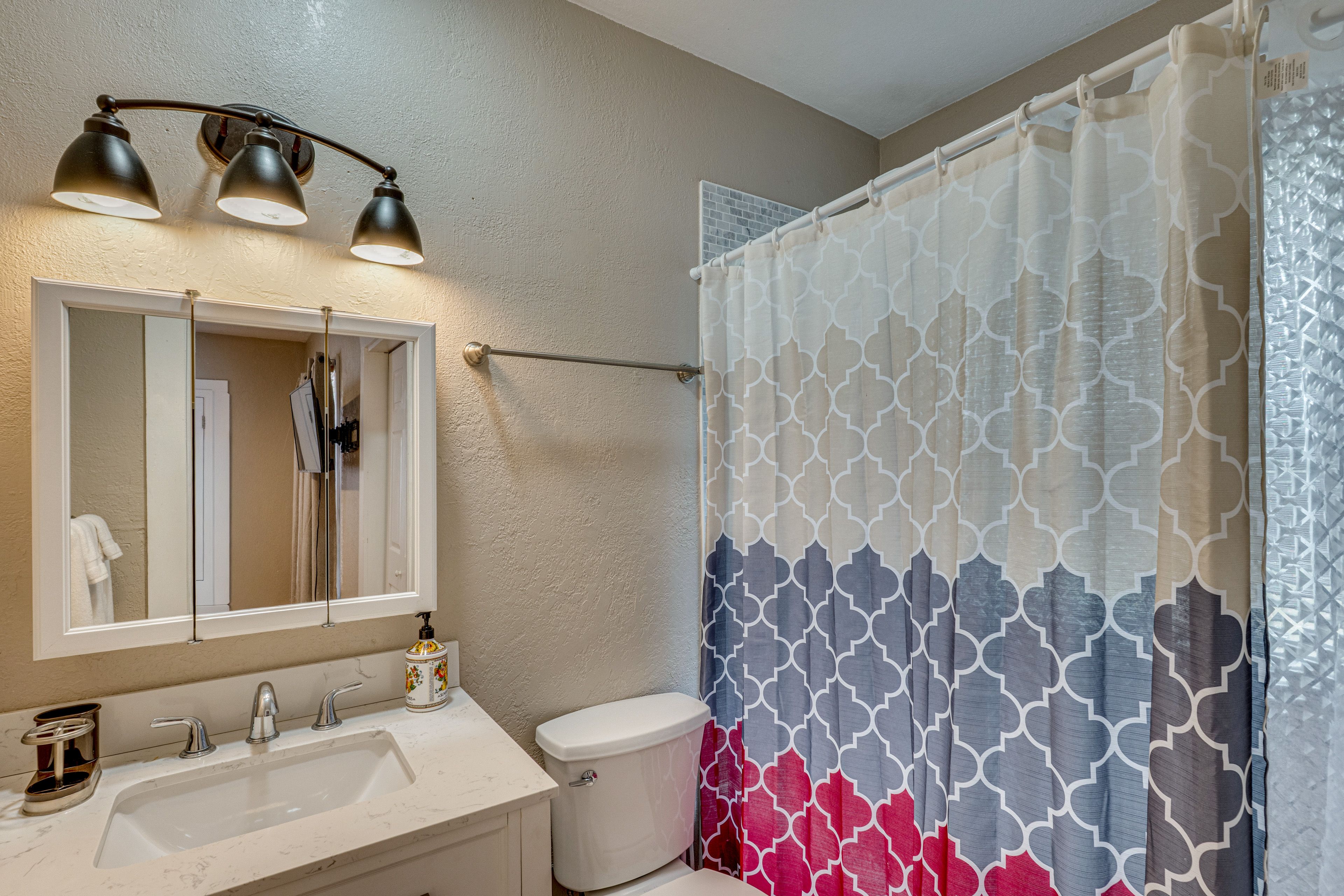 En-Suite Bathroom | 1st Floor