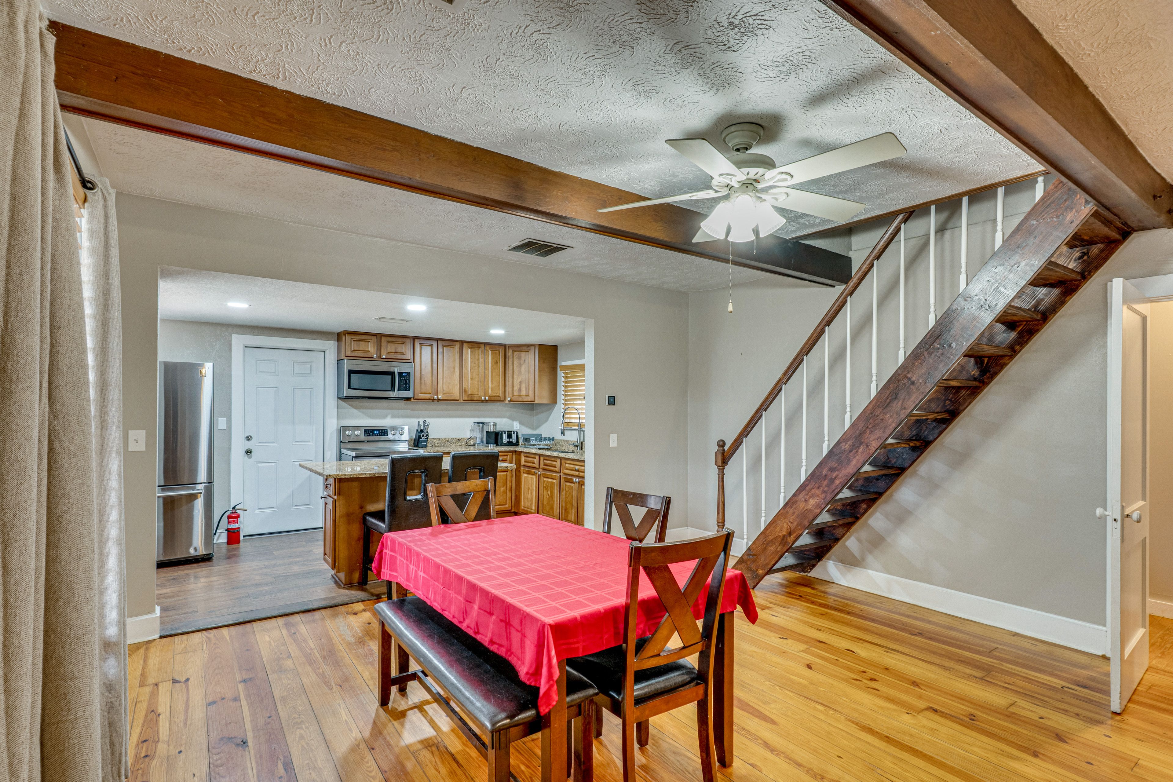 Dining Area | 1st Floor