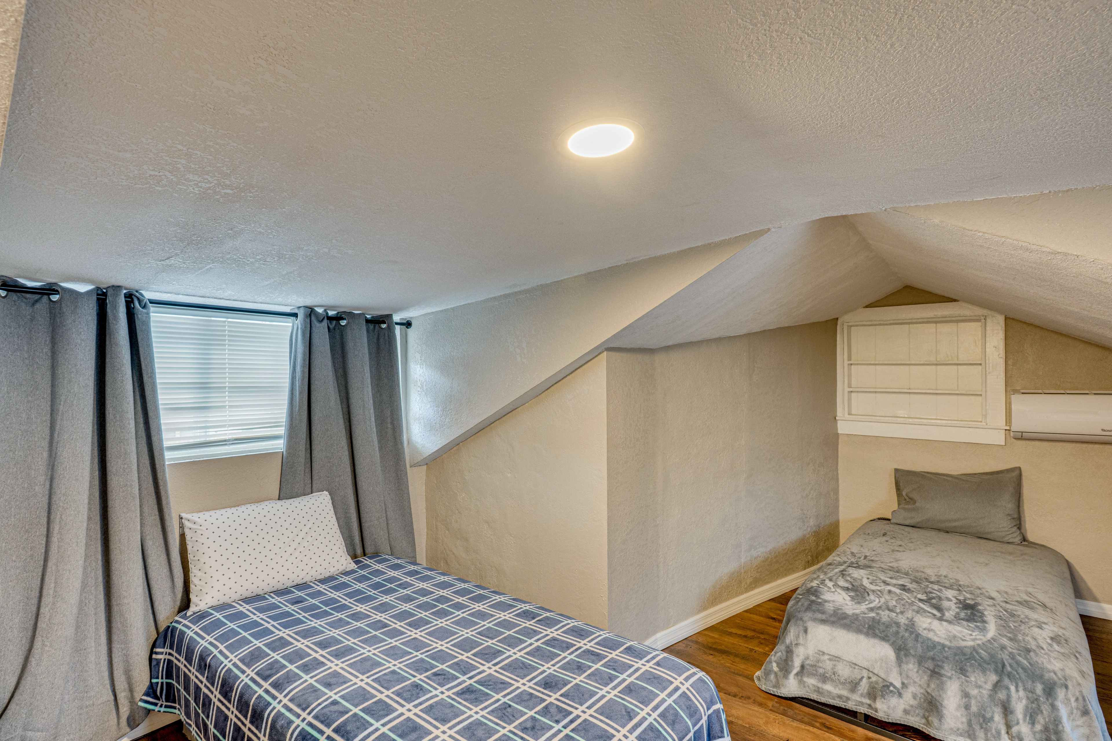 Bedroom 4 | 2 Twin Beds | 2nd Floor