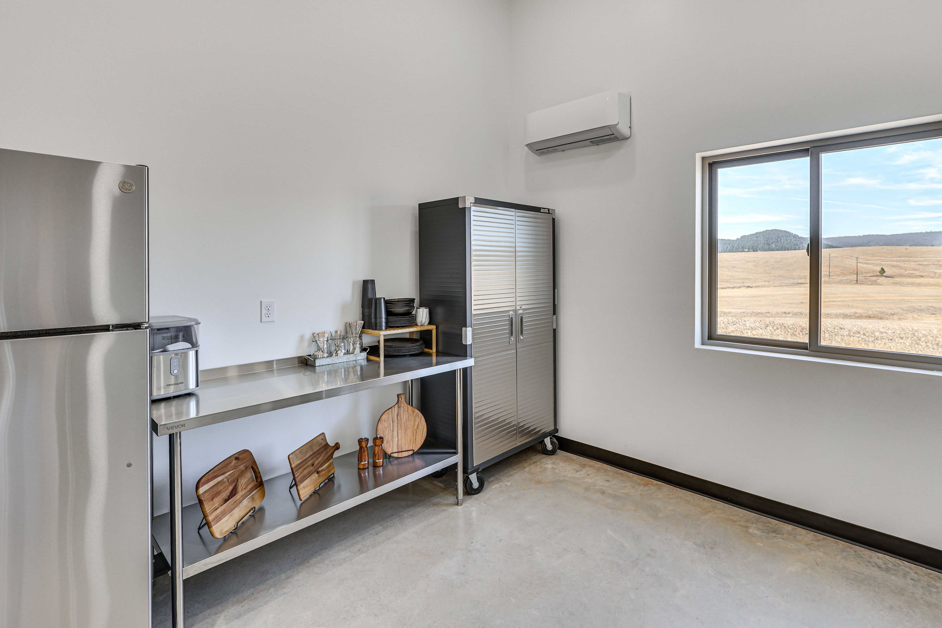 Kitchenette | Dual Drip/Pod Coffee Maker