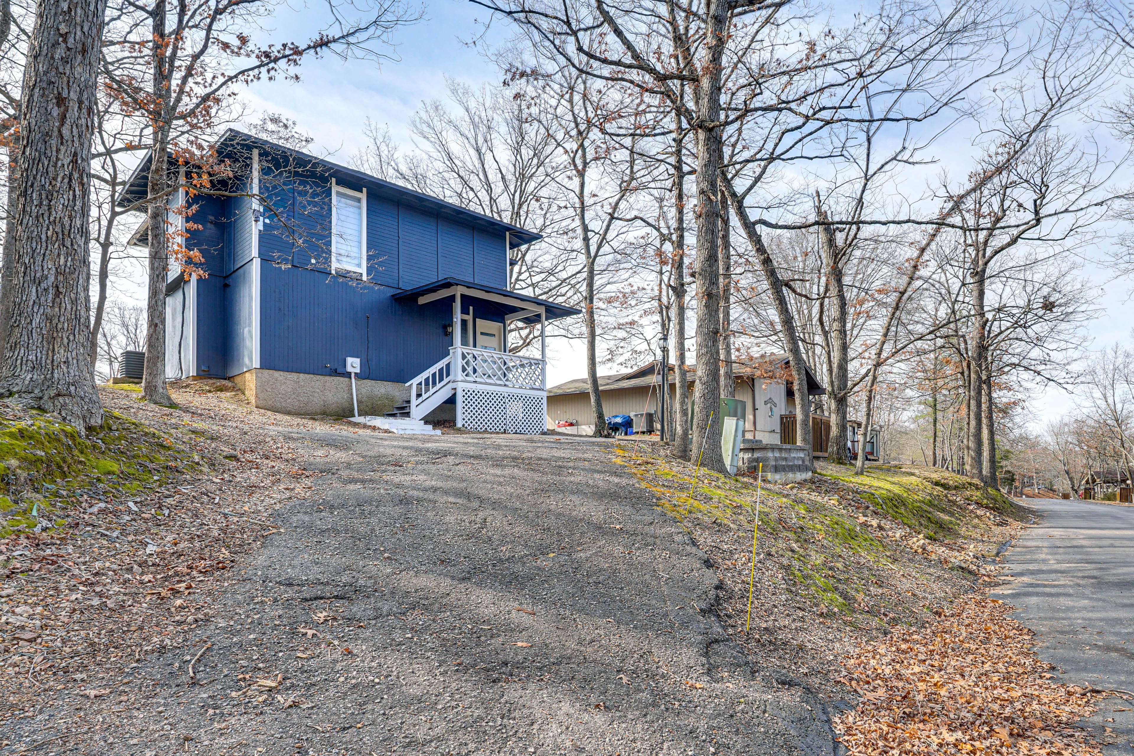 Driveway Parking (1 Vehicle) | Resort Employee Parking