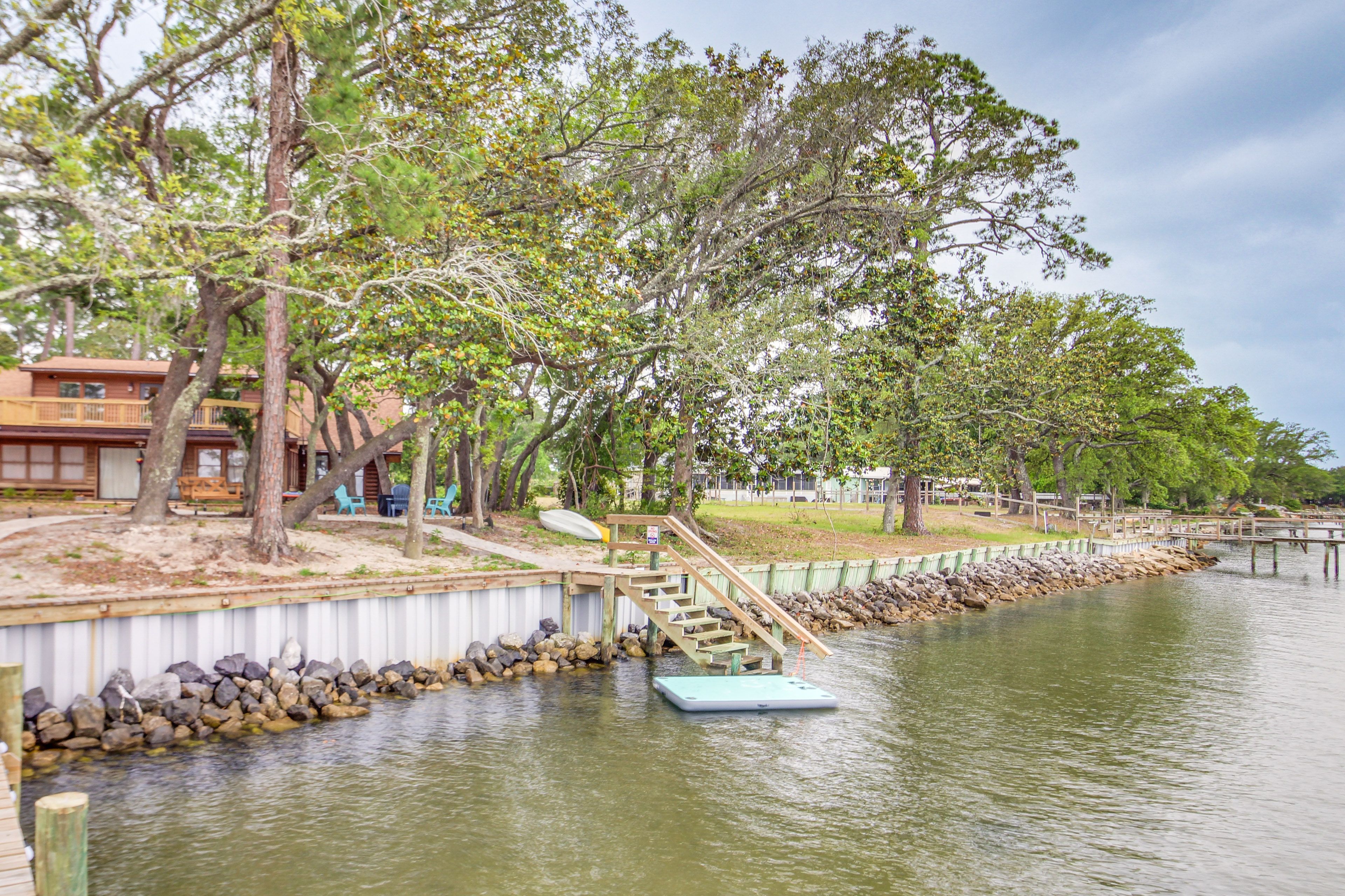 Waterfront Property | East Bay Access