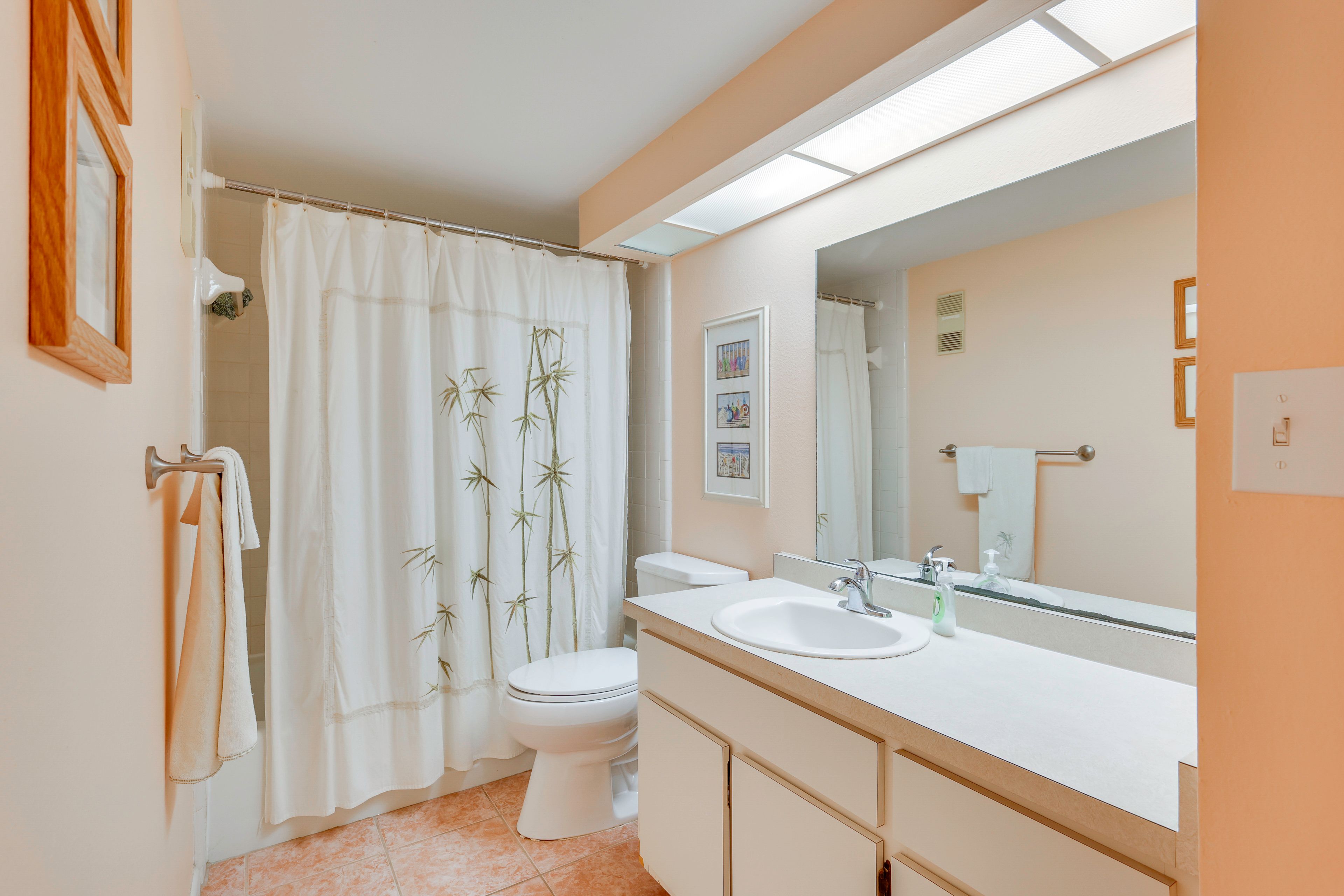 Full Bathroom