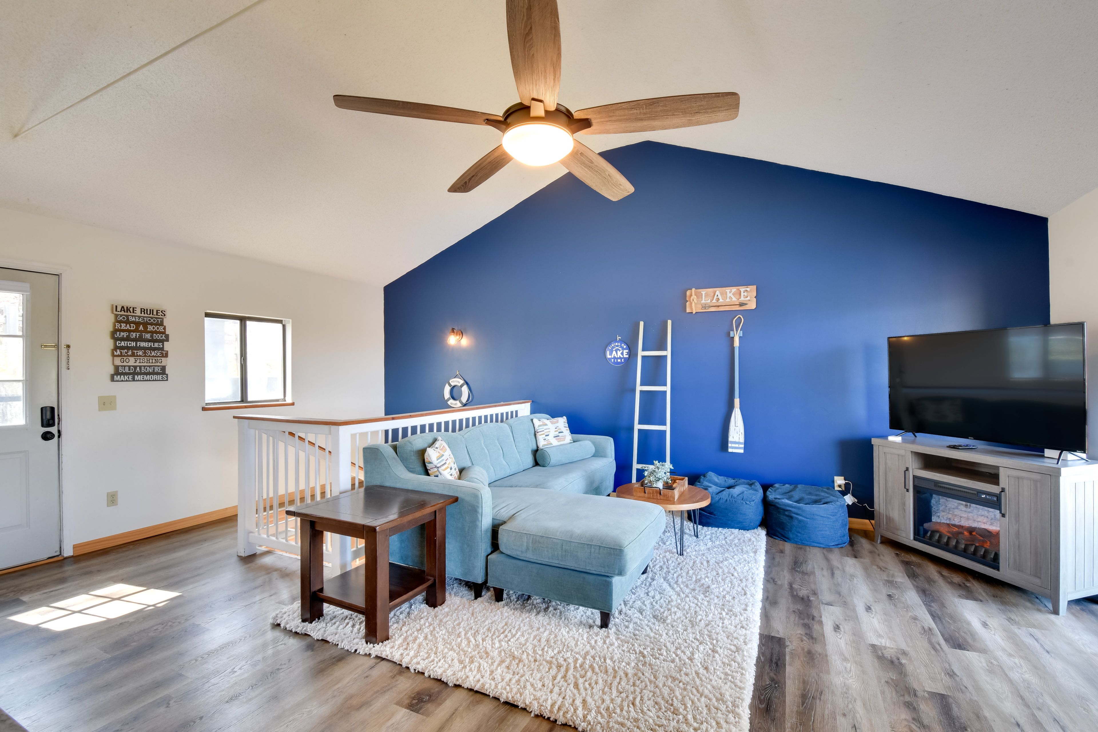 Living Room | Full Sleeper Sofa | Main Level