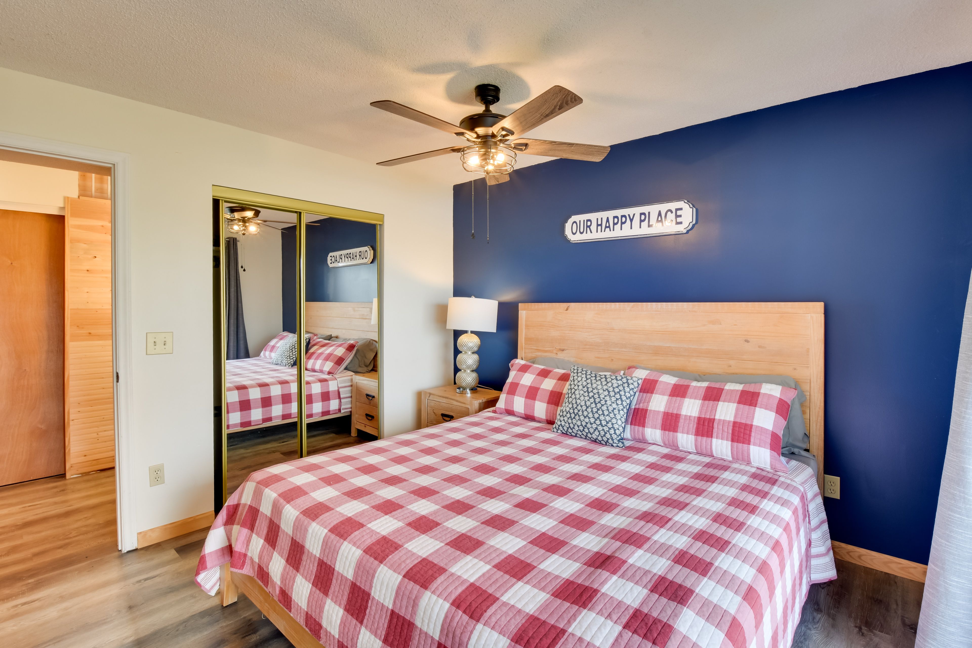 Bedroom 1 | King Bed | Lower Level