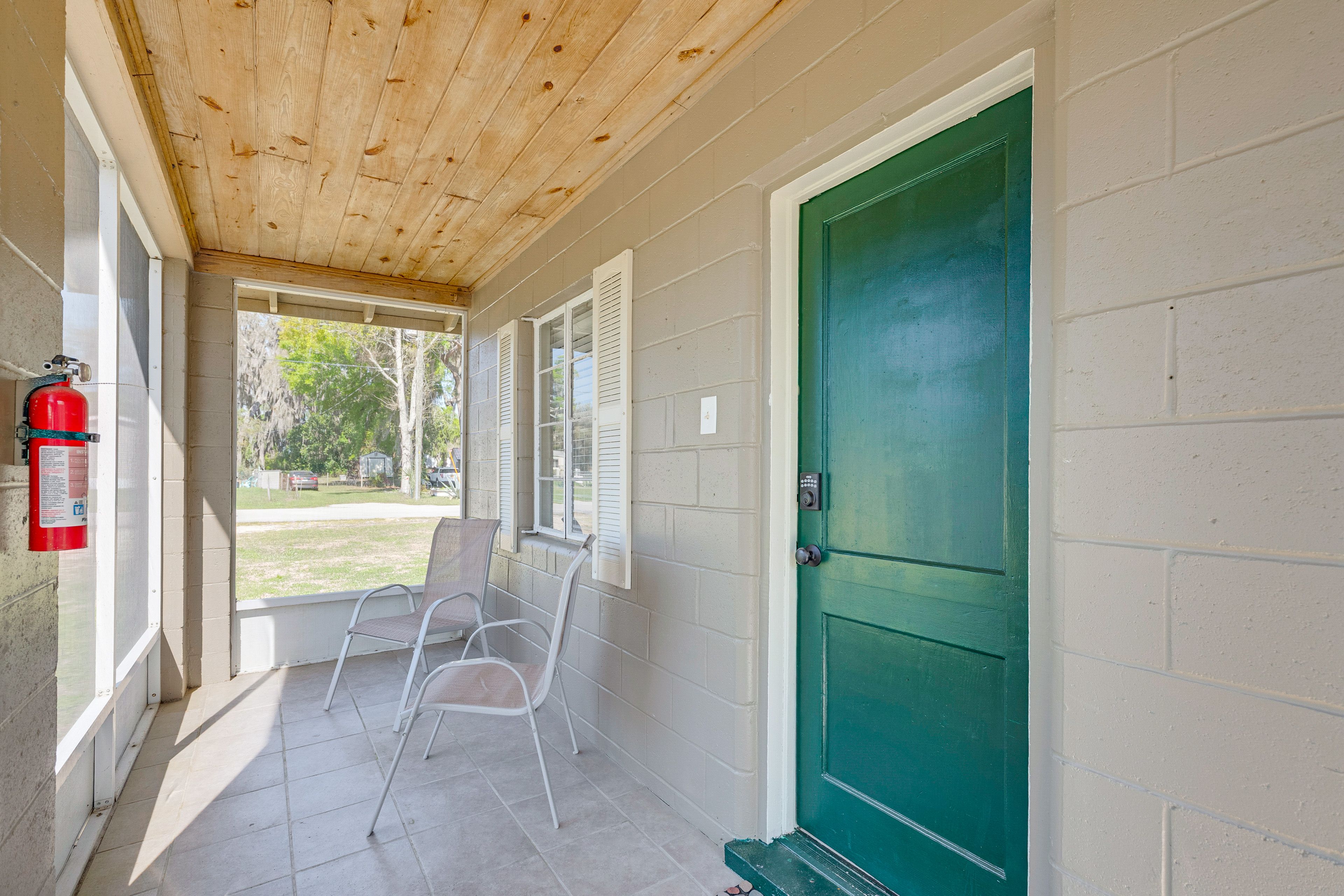Screened Porch