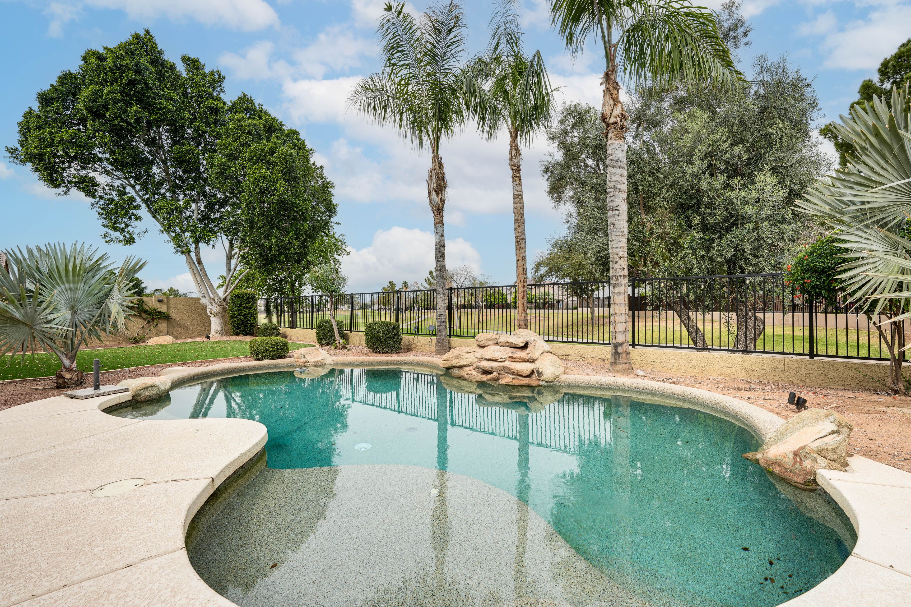 Mesa Vacation Rental | 3BR | 2BA | 2,100 Sq Ft | Step-Free Access