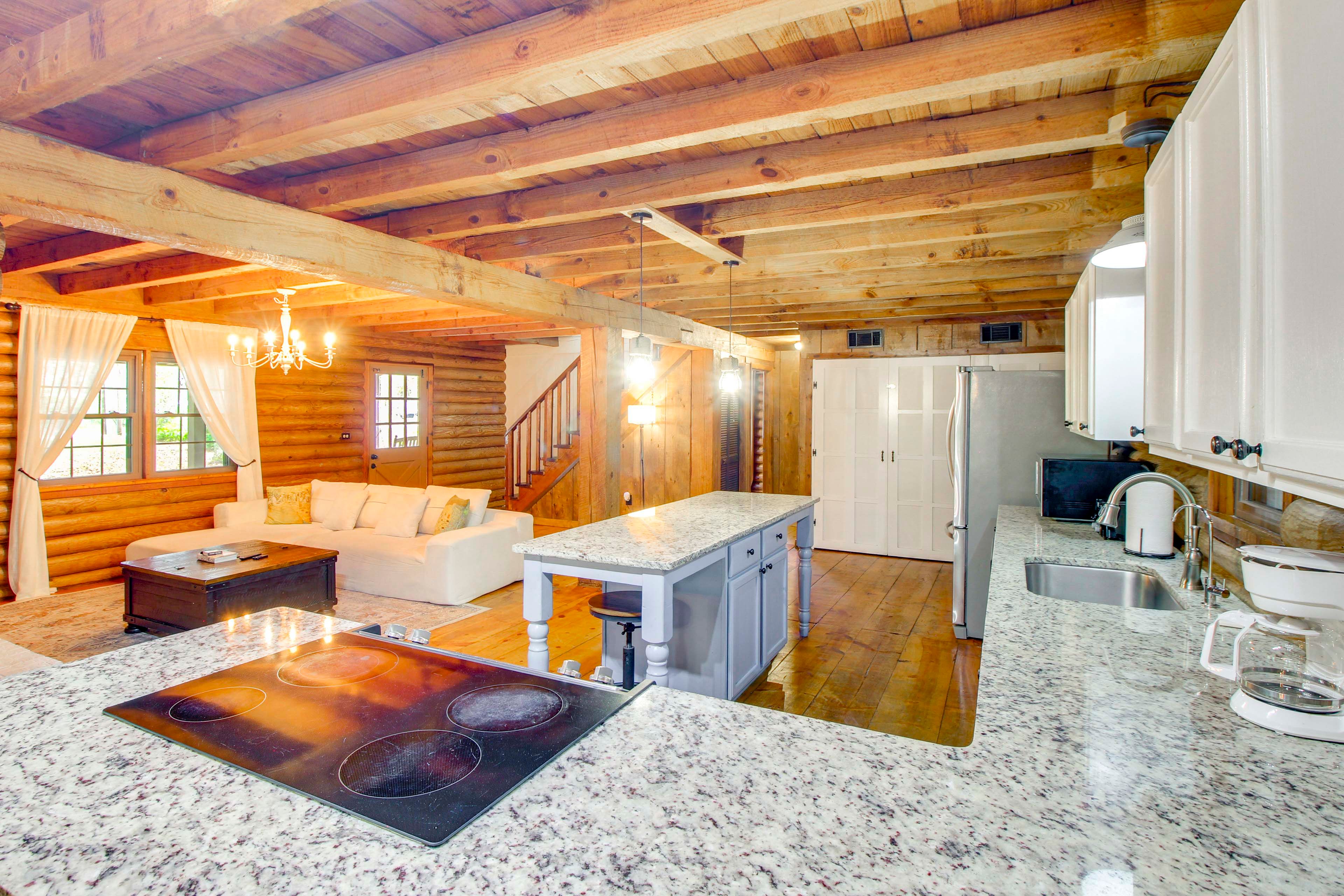 Kitchen | 1st Floor
