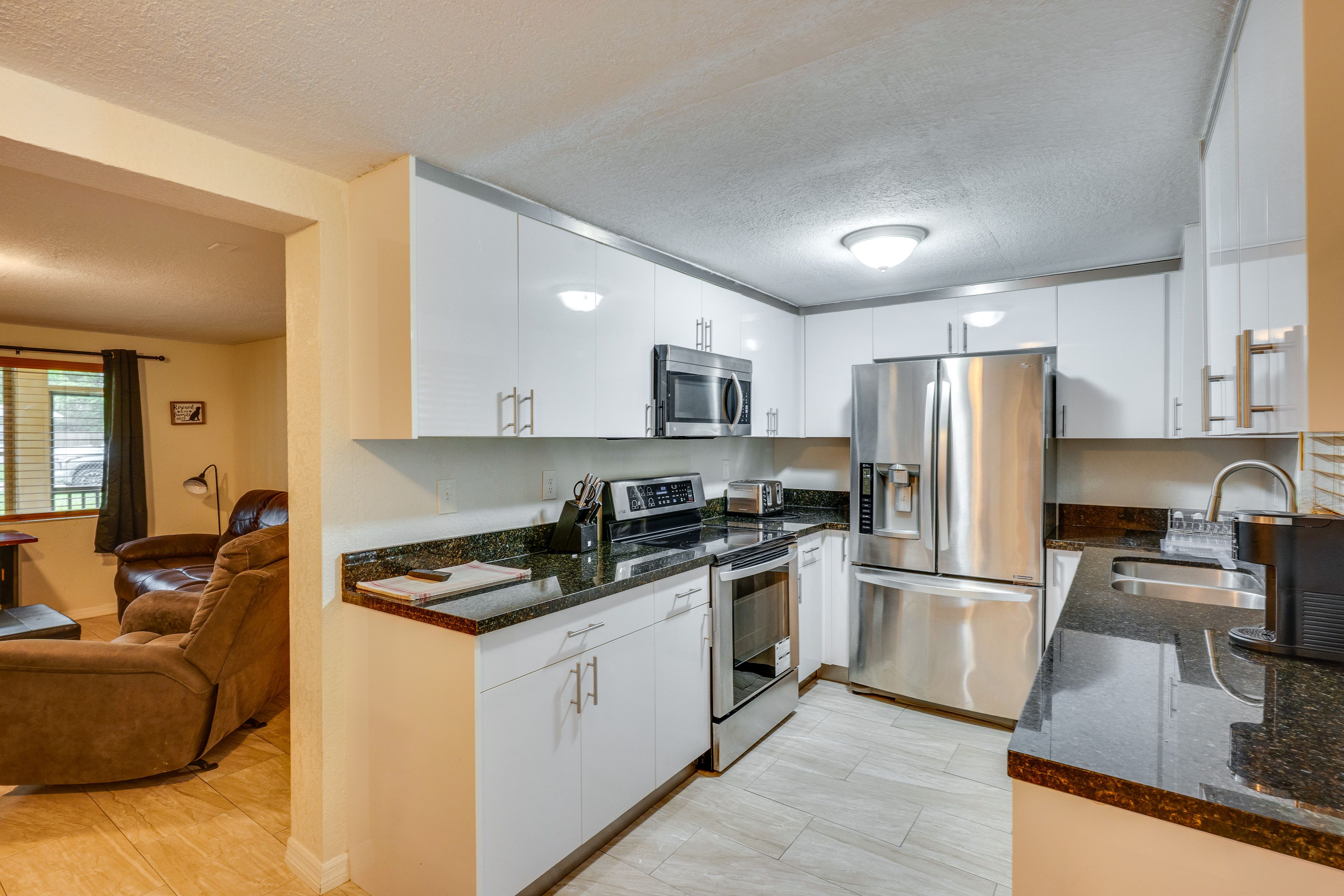 Kitchen | Dishwasher