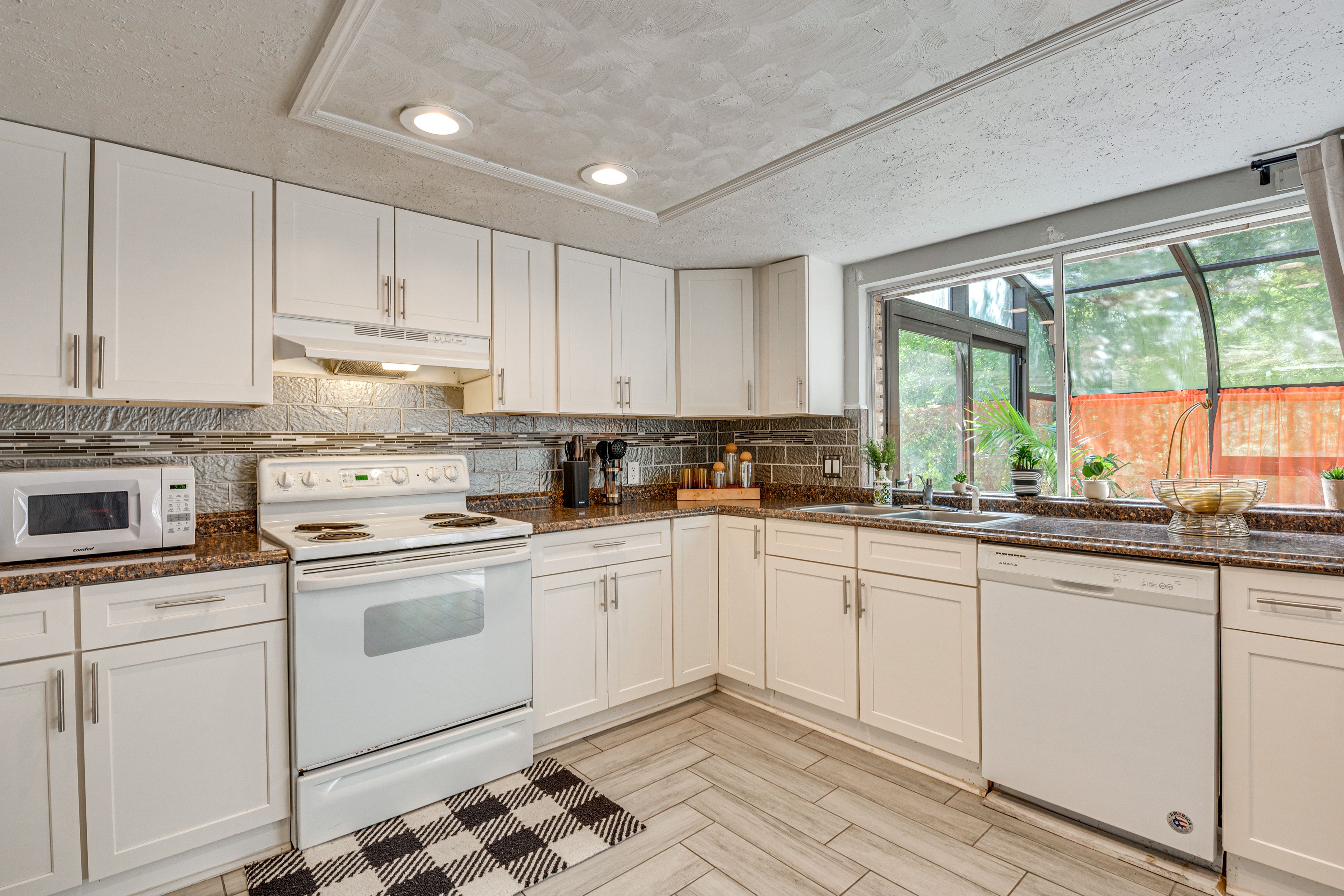 Well-Equipped Kitchen | Cooking Basics