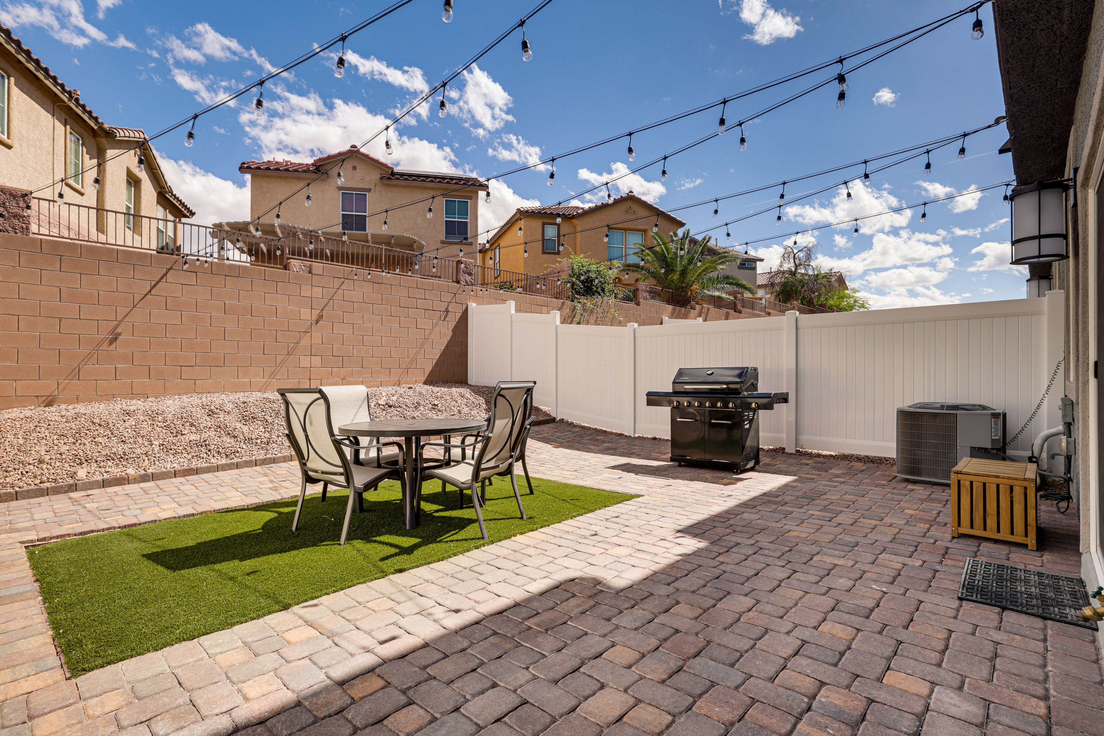 Shared Backyard | Gas Grill | Dining Area