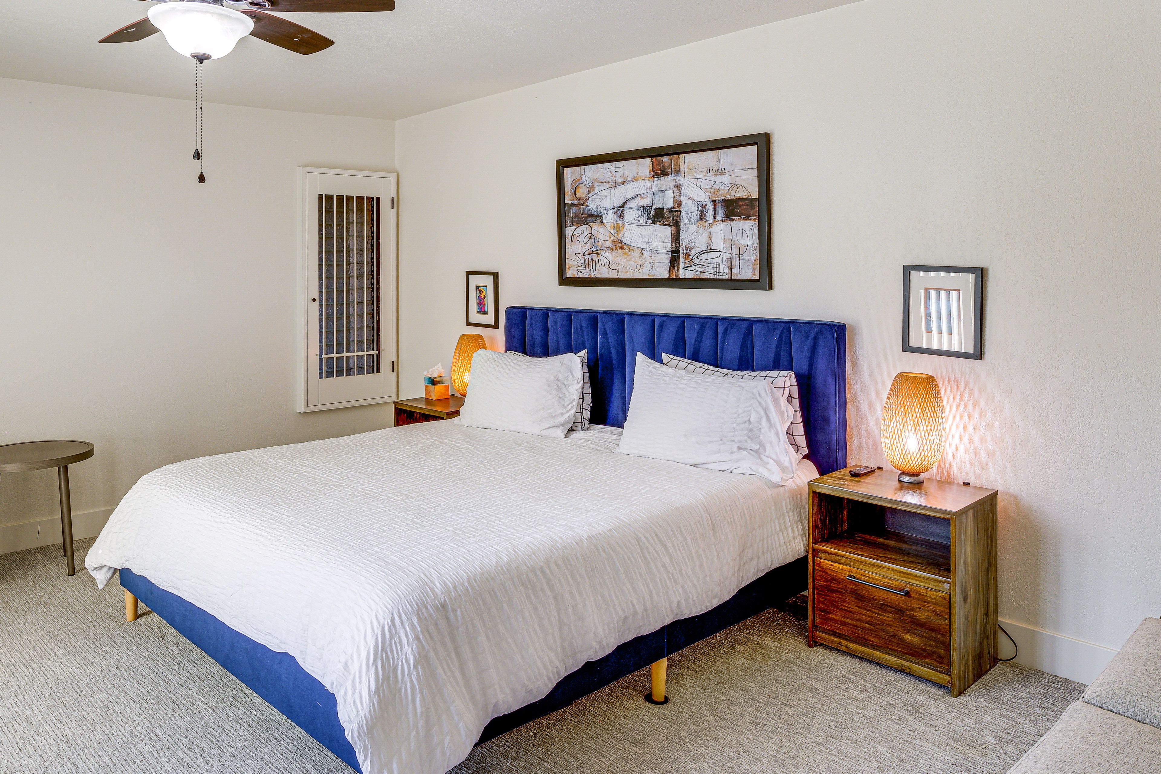 Bedroom | King Bed | En-Suite Bathroom & Balcony | 2nd Floor