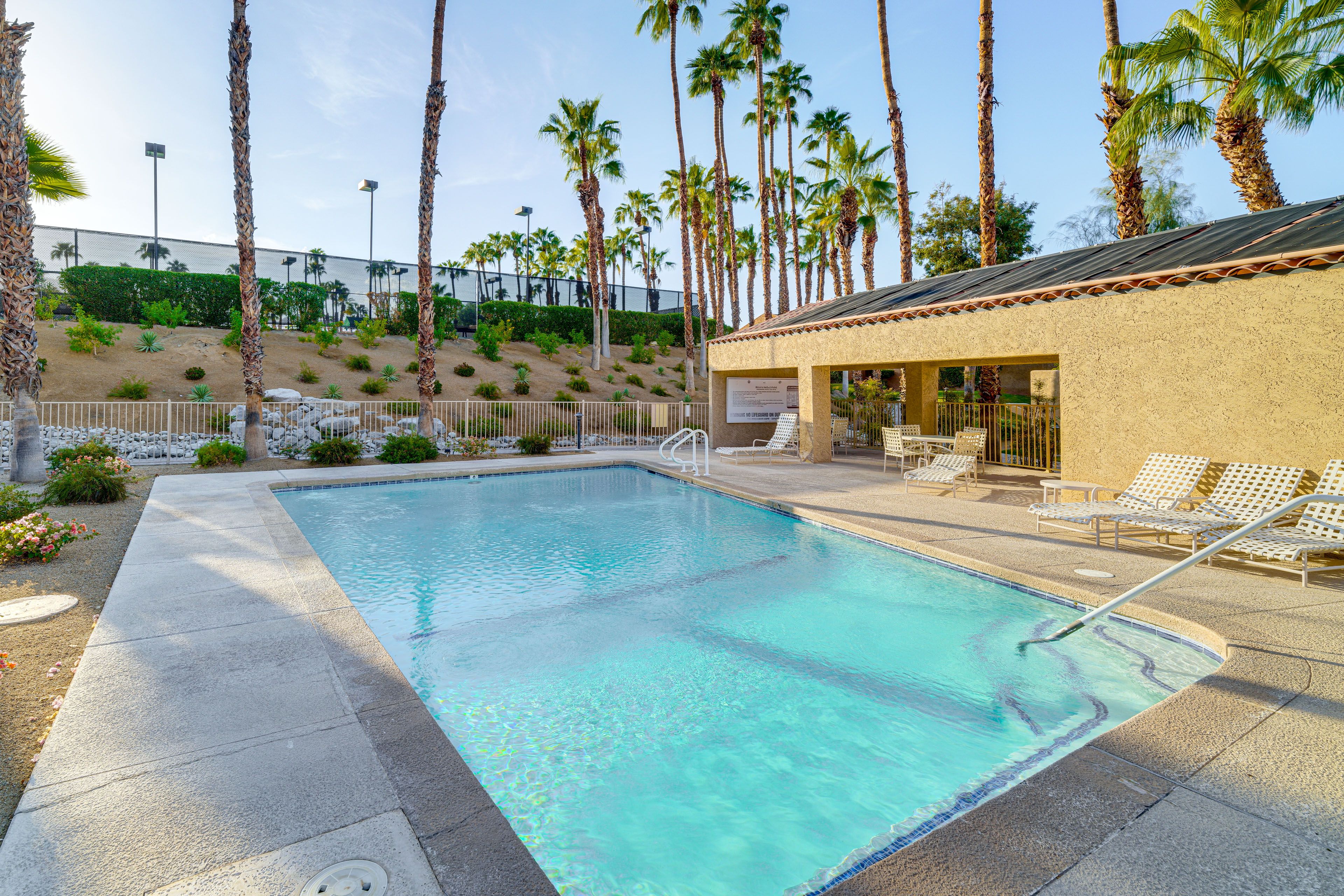 Community Amenities | 3 Outdoor Pools
