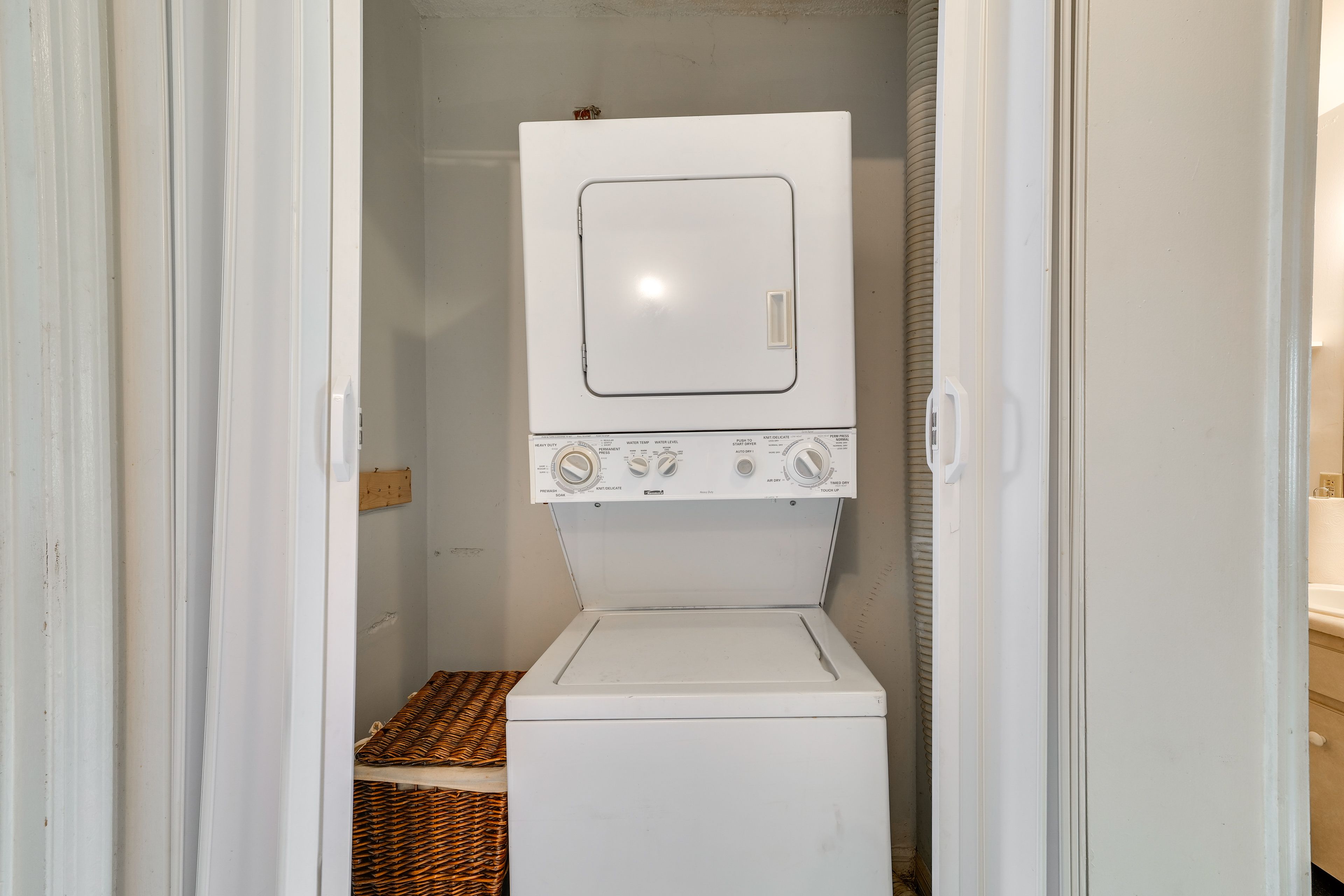 Laundry Closest | 2nd Floor