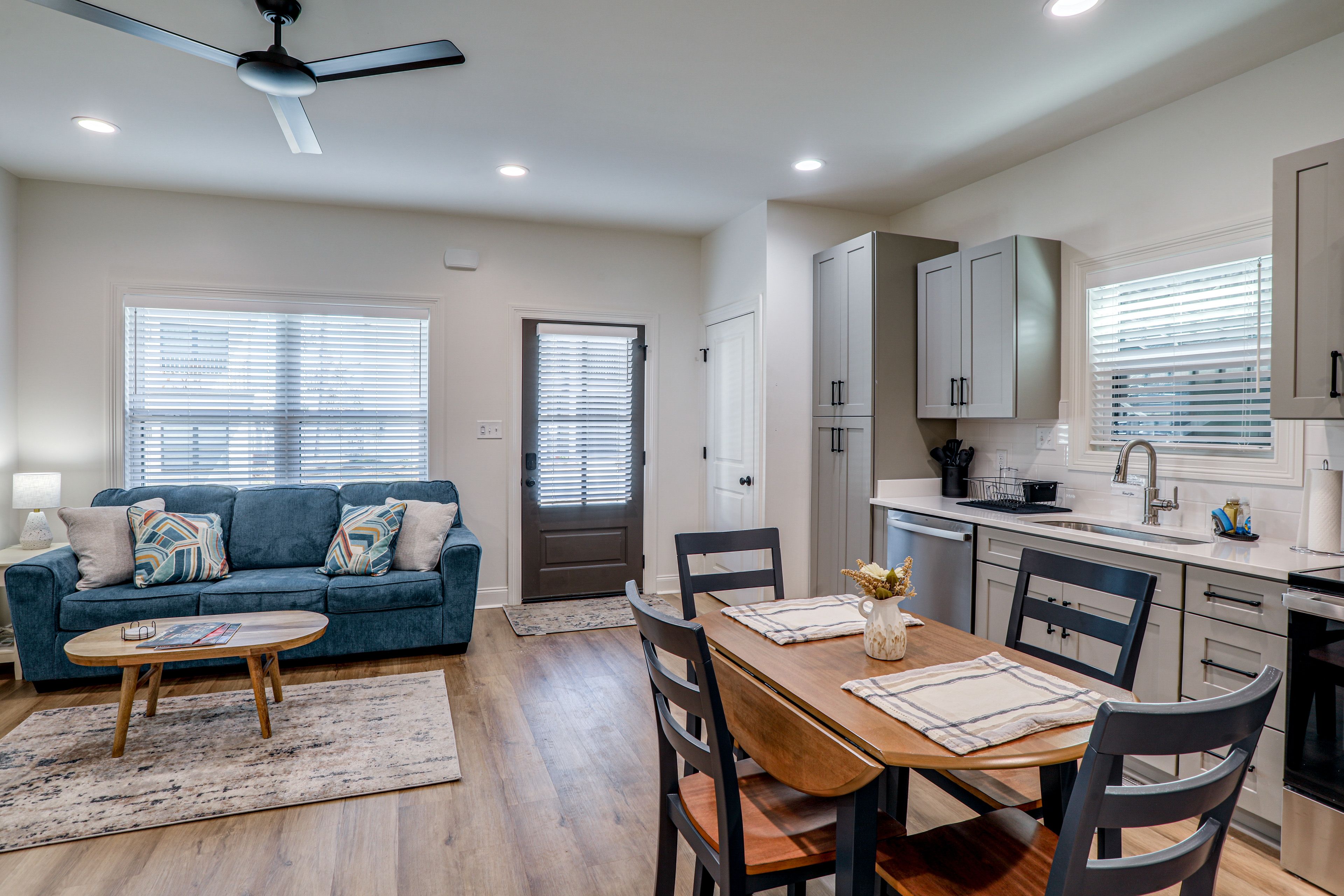 Dining Area | Dishware & Flatware