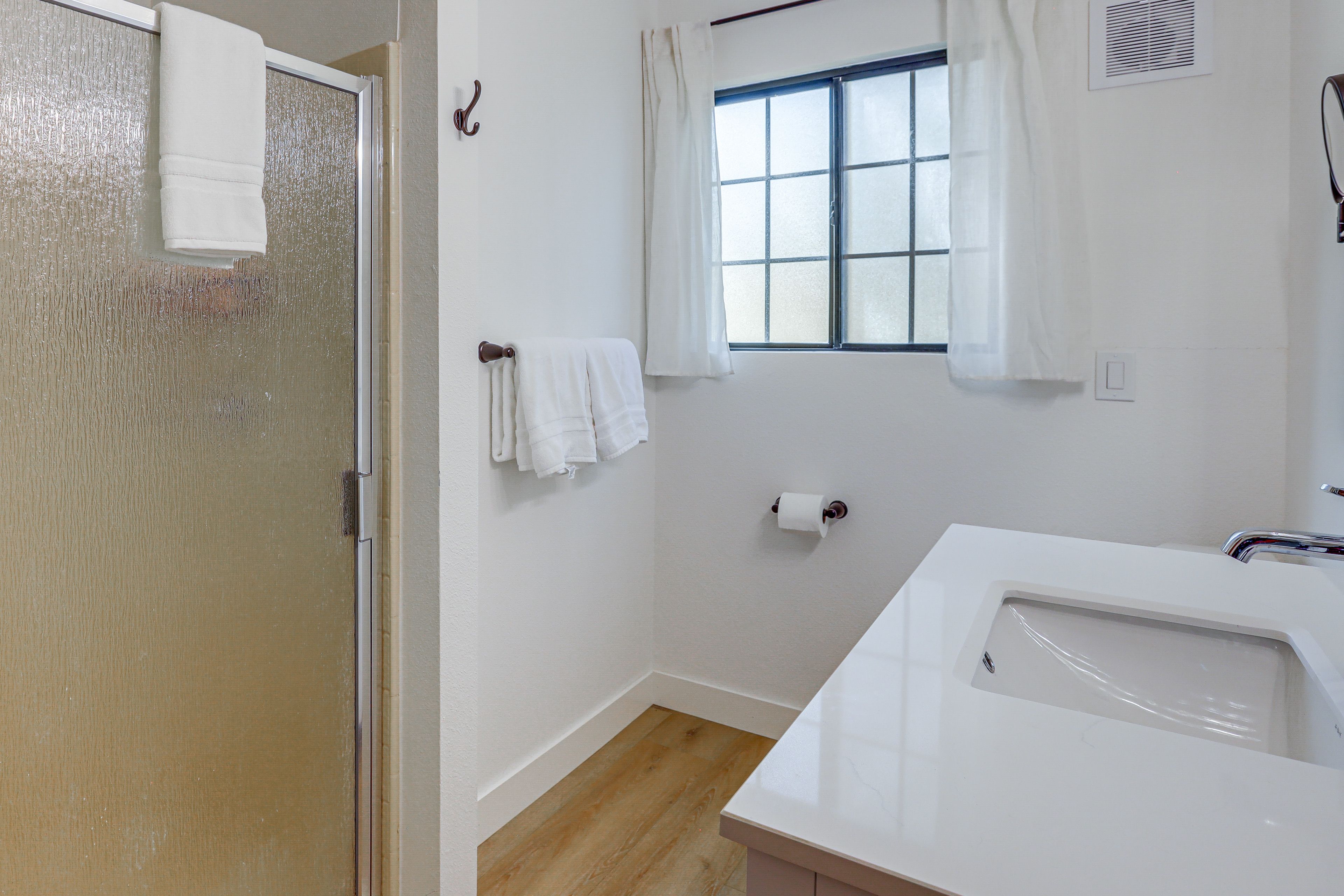 Full Bathroom | Lower Level