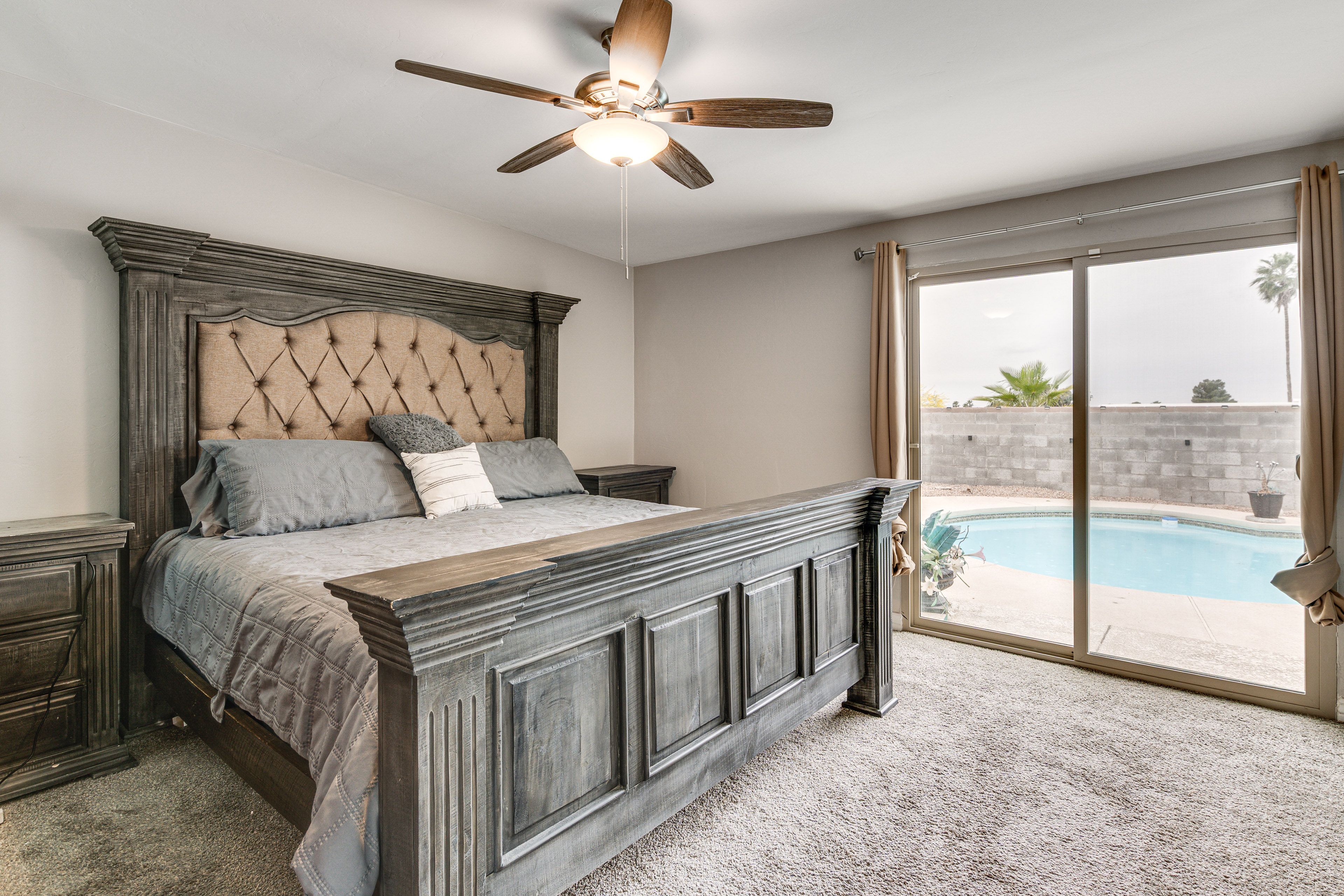 Bedroom 1 | King Bed