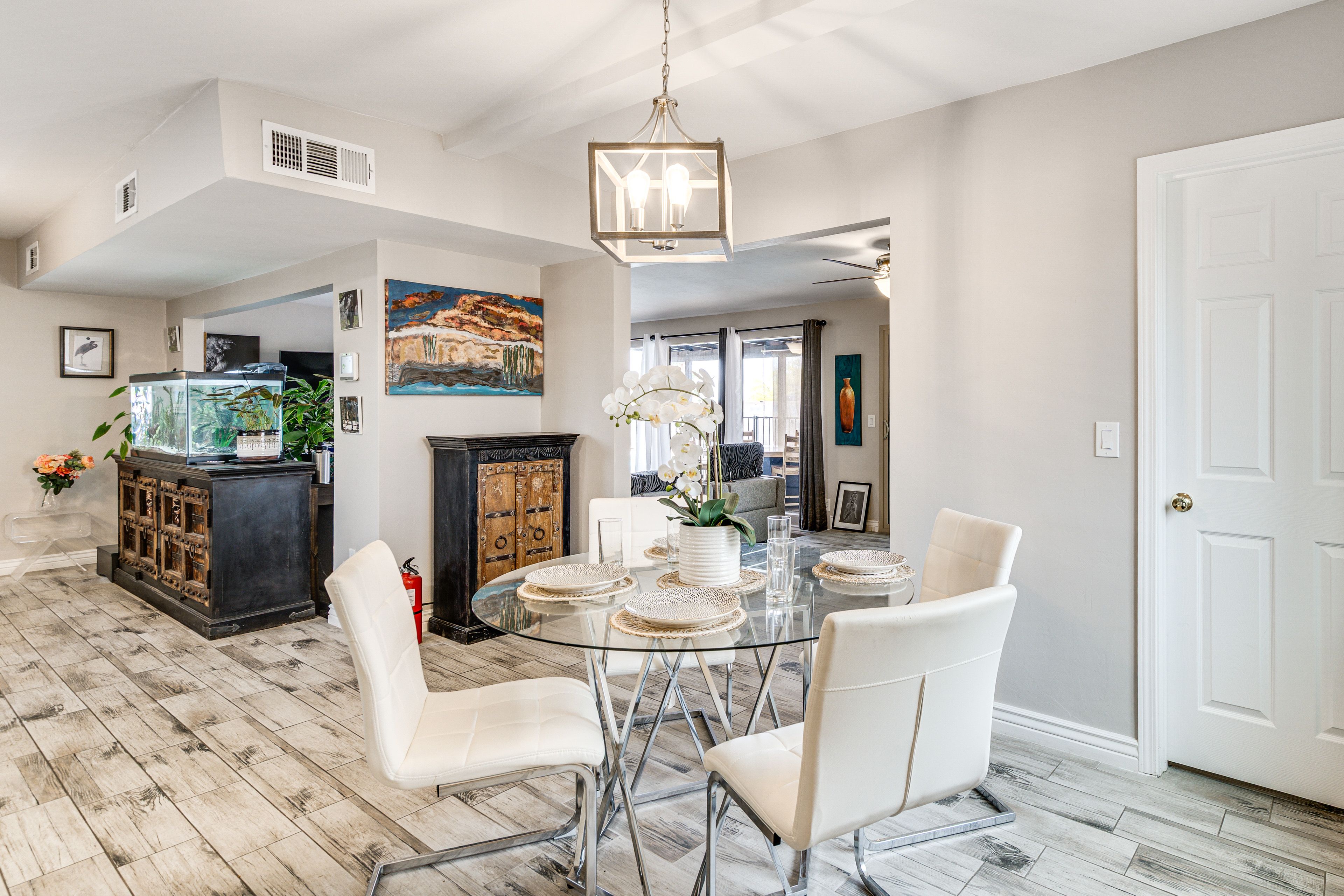 Dining Area | Dishware & Flatware