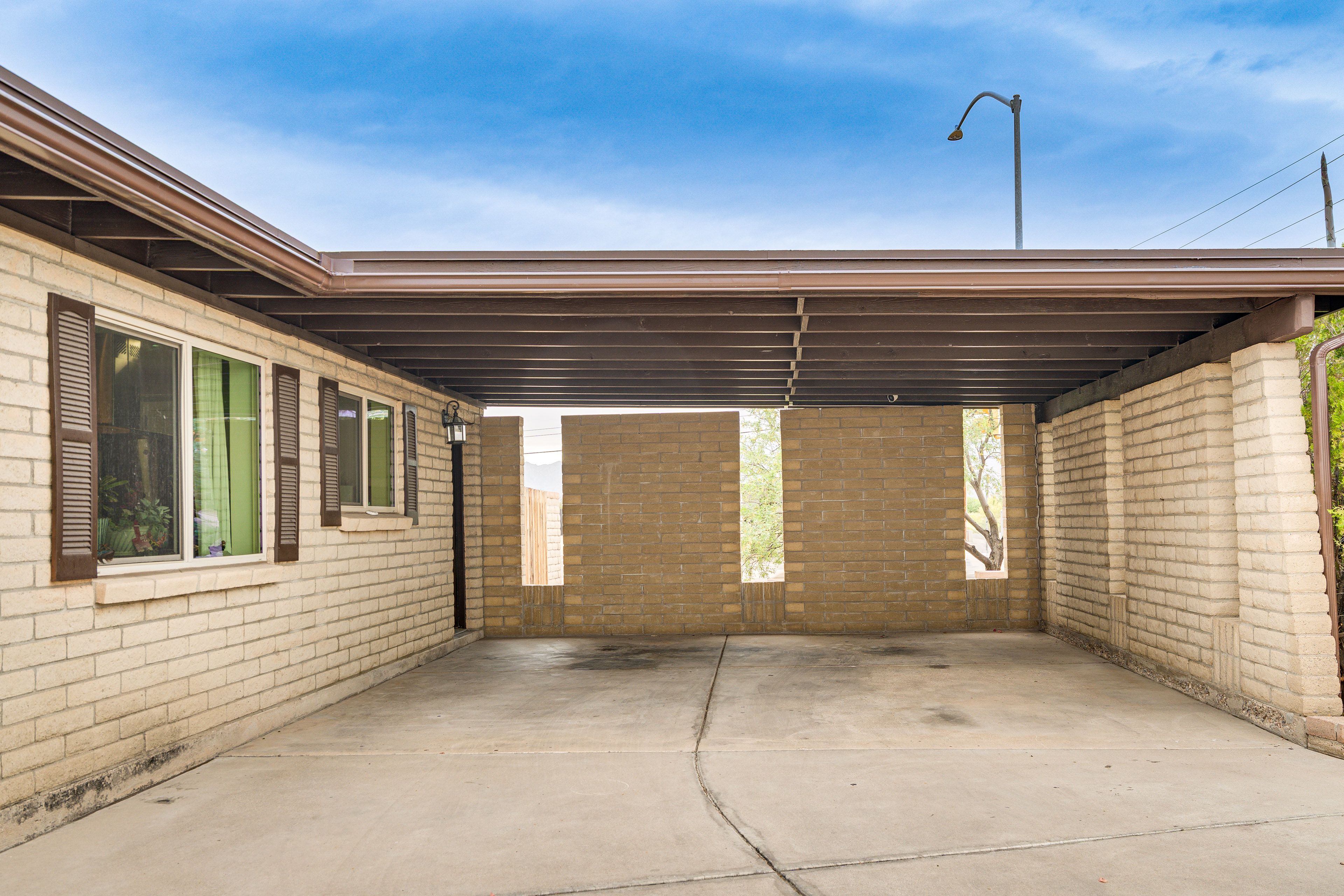 Parking | Carport (2 Vehicles) | Driveway (1 Vehicle)