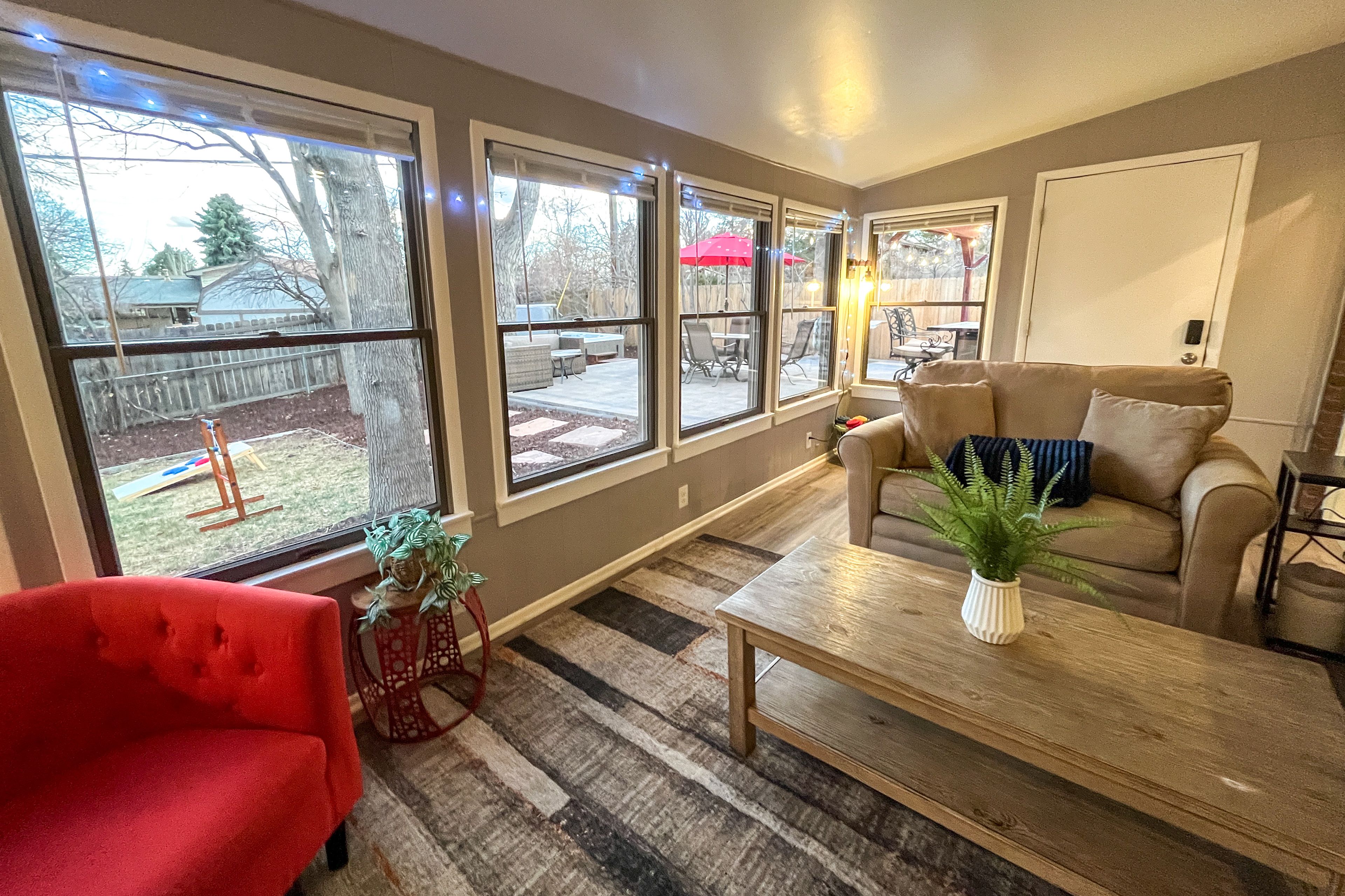 Sunroom | Twin Sleeper Sofa