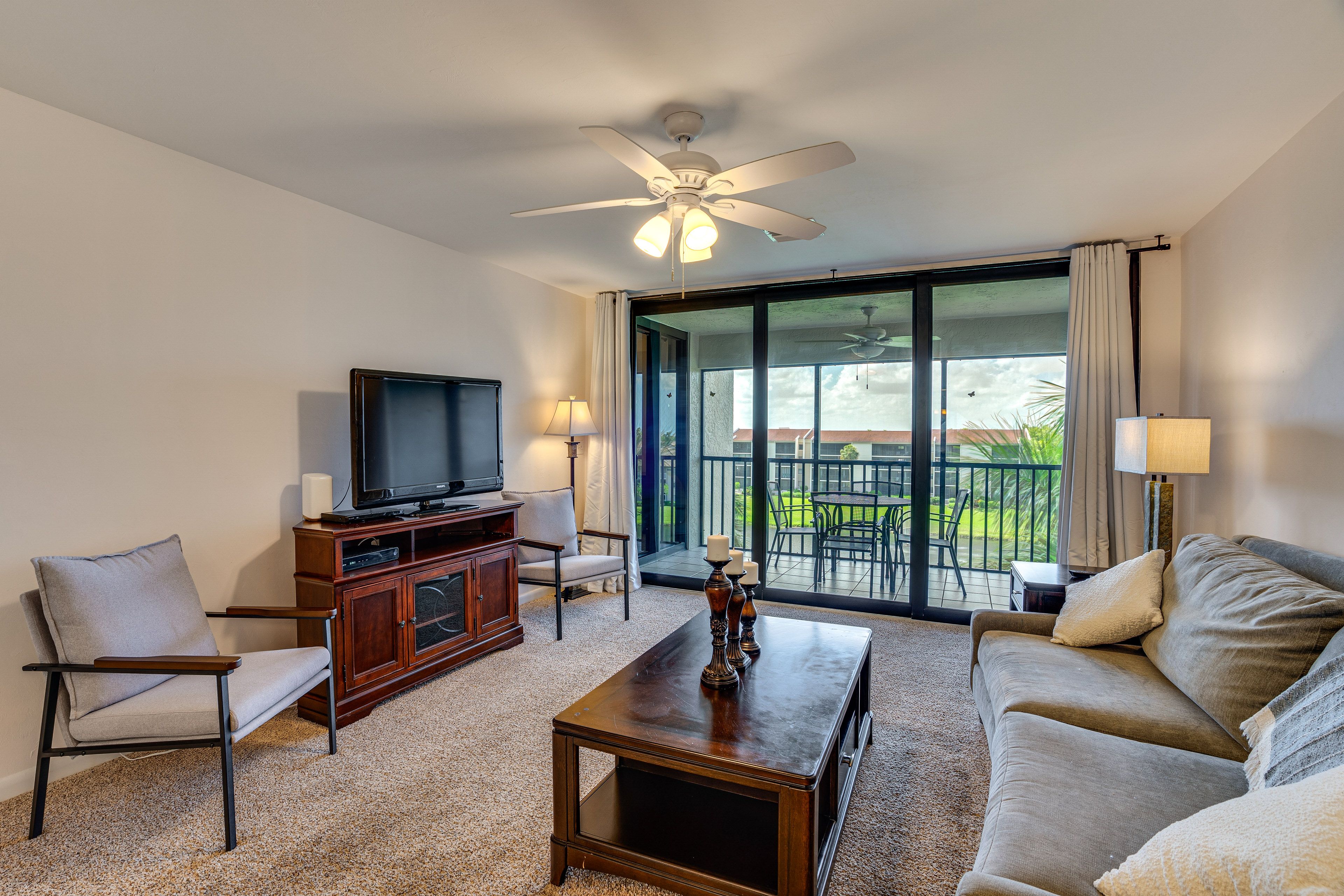 Fort Myers Vacation Rental | 2BR | 2BA | 1,100 Sq Ft