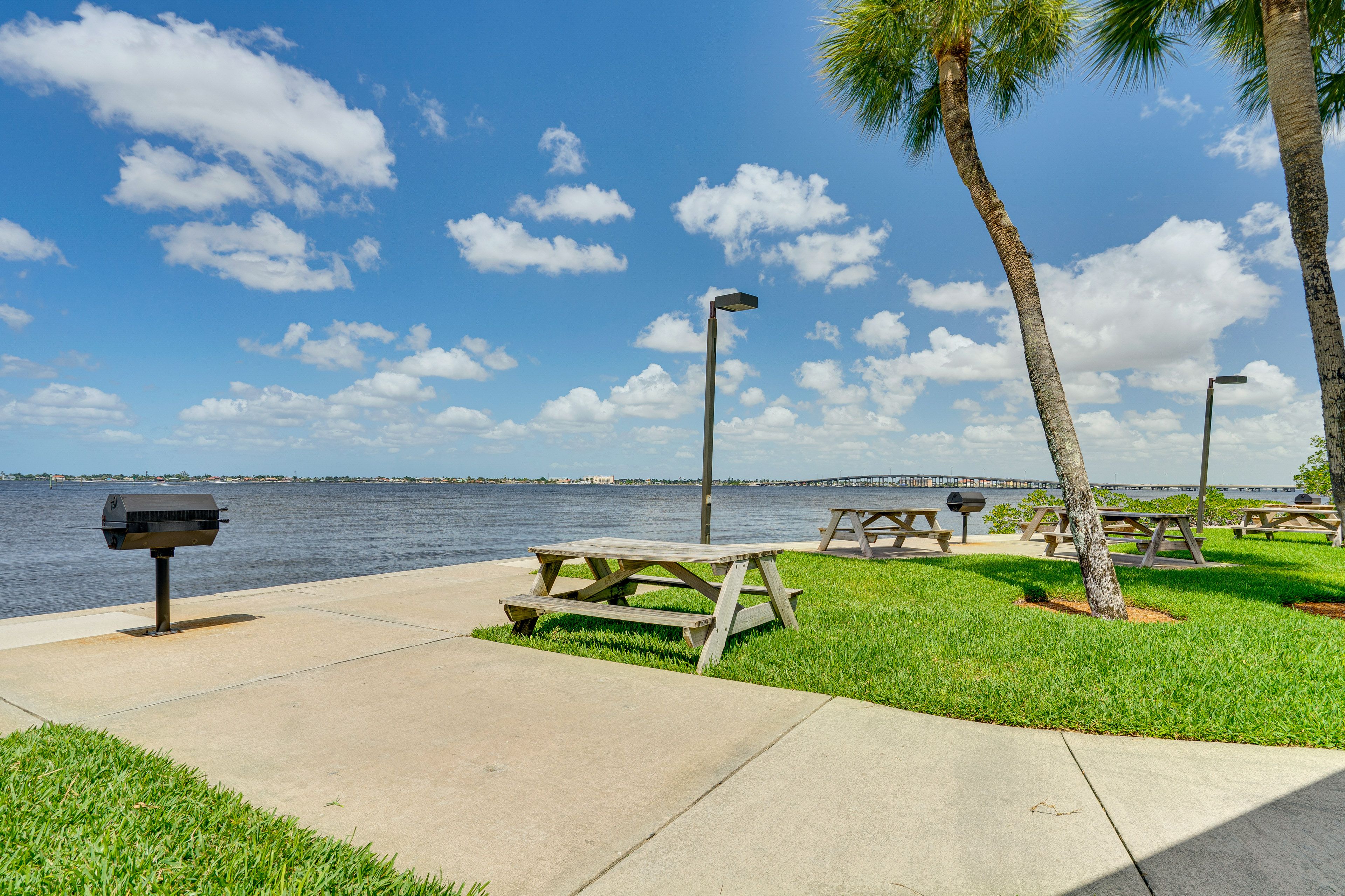 The Landings | Picnic Area