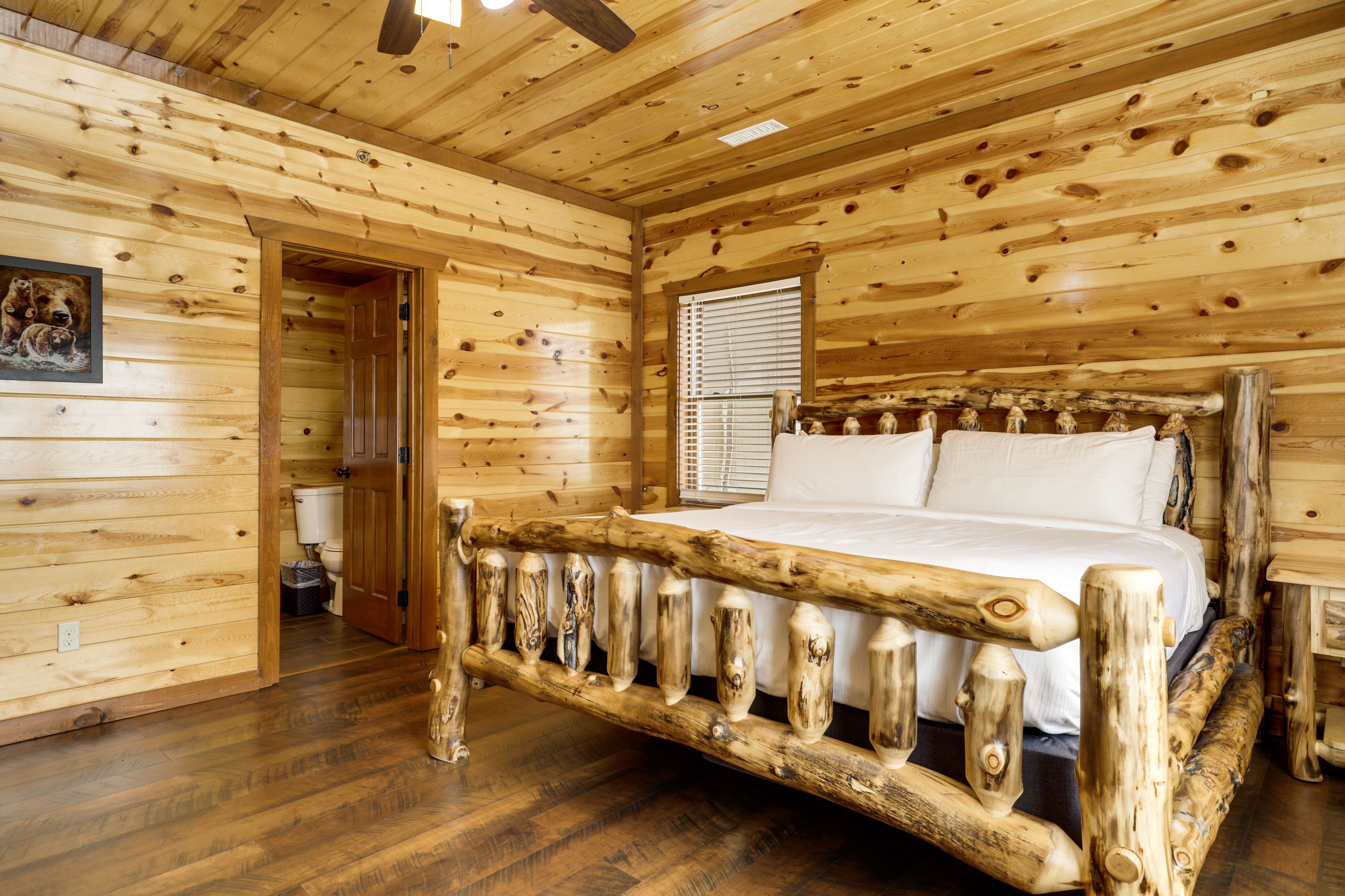 Bedroom 2 | King Bed | Twin Futon | 1st Floor