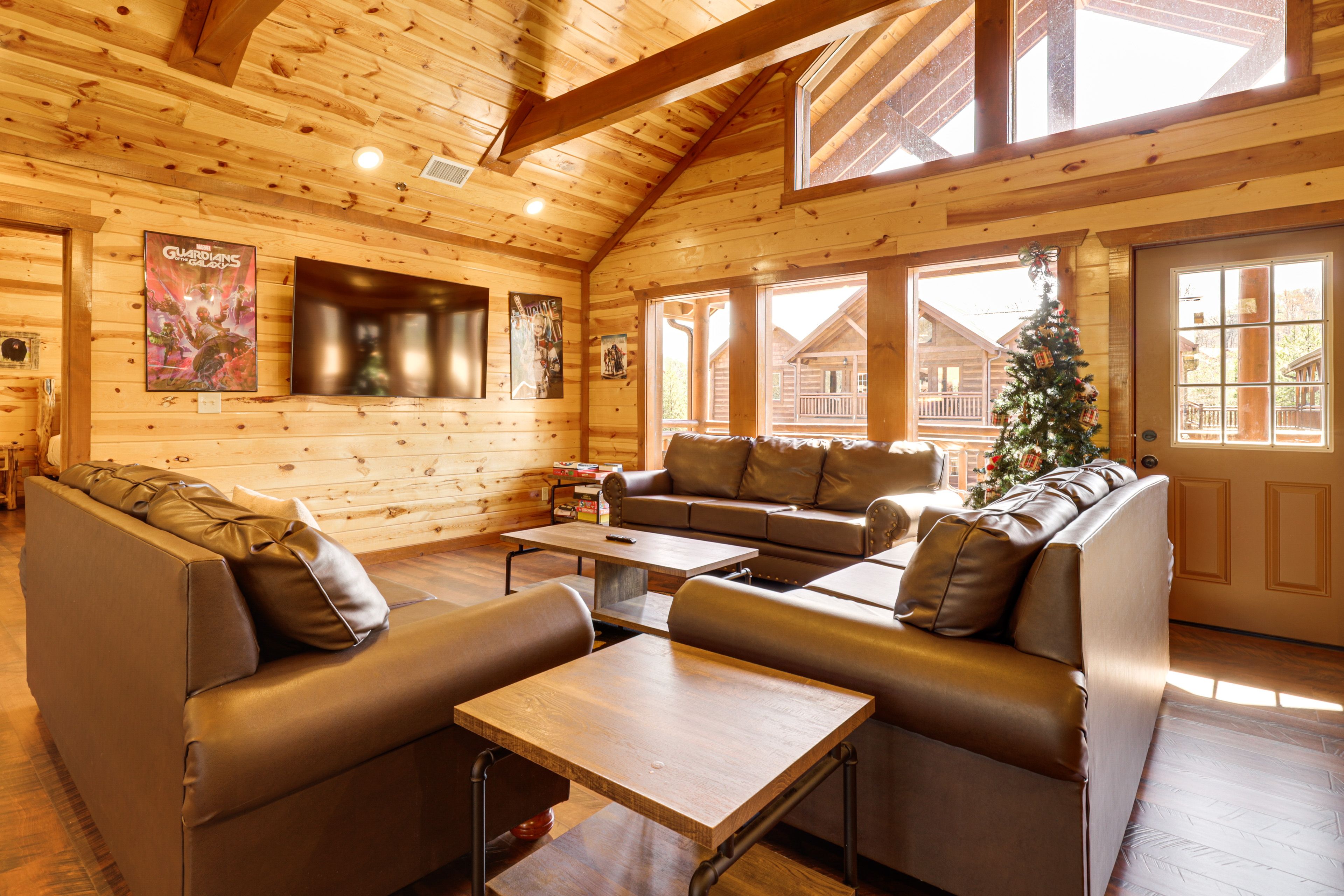 Upper Living Area | 2nd Floor