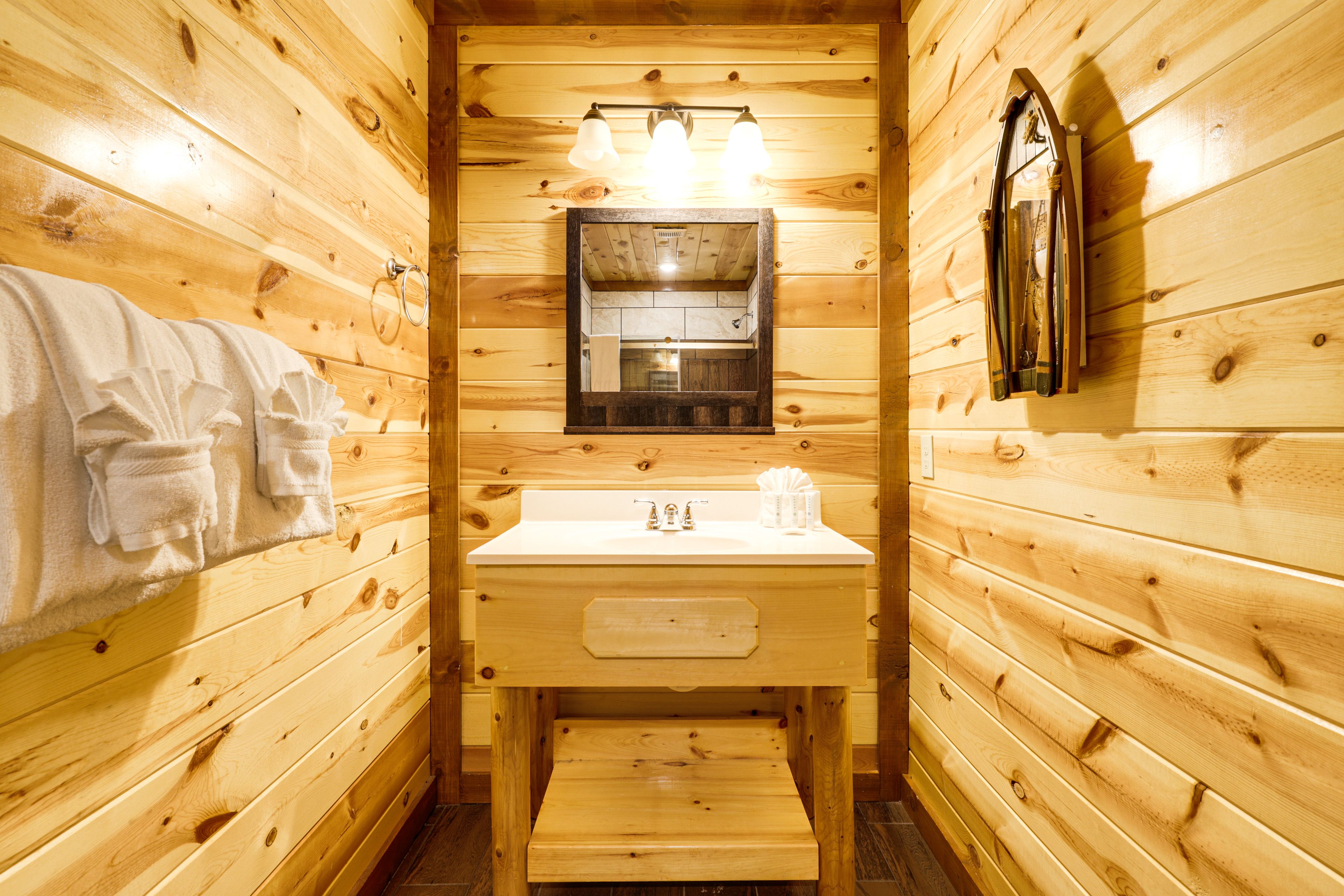 Full Bathroom | 2nd Floor