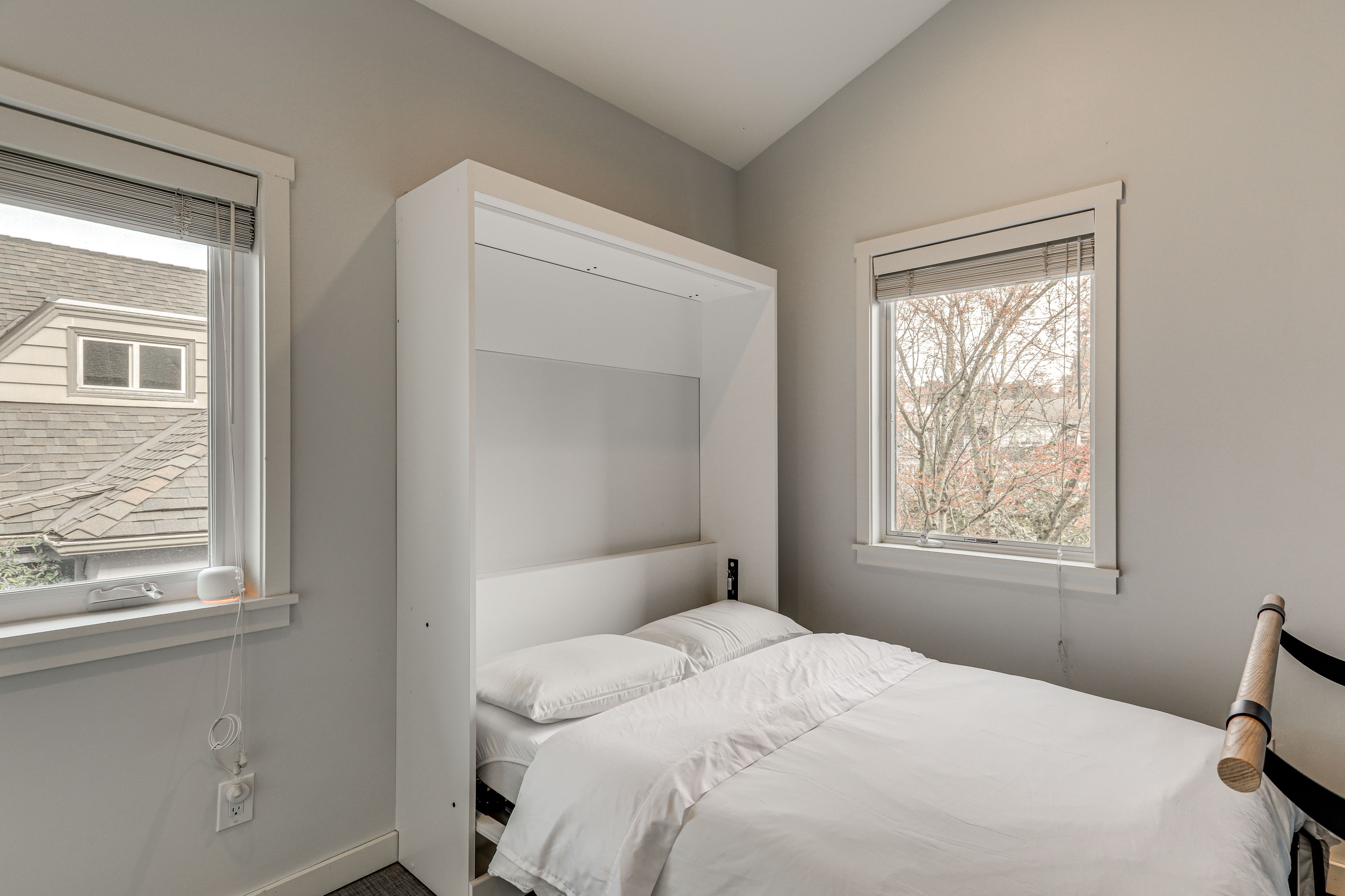 Bedroom 4 | Full Murphy Bed