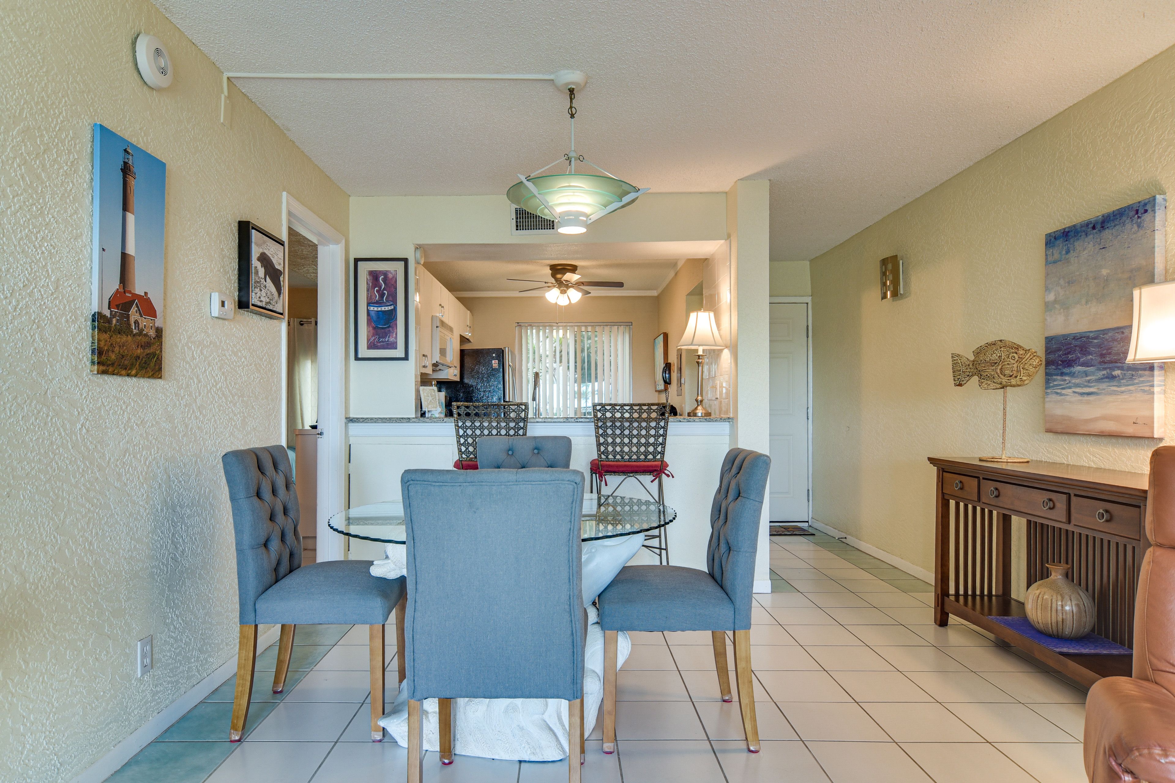 Dining Area | Dishware & Flatware