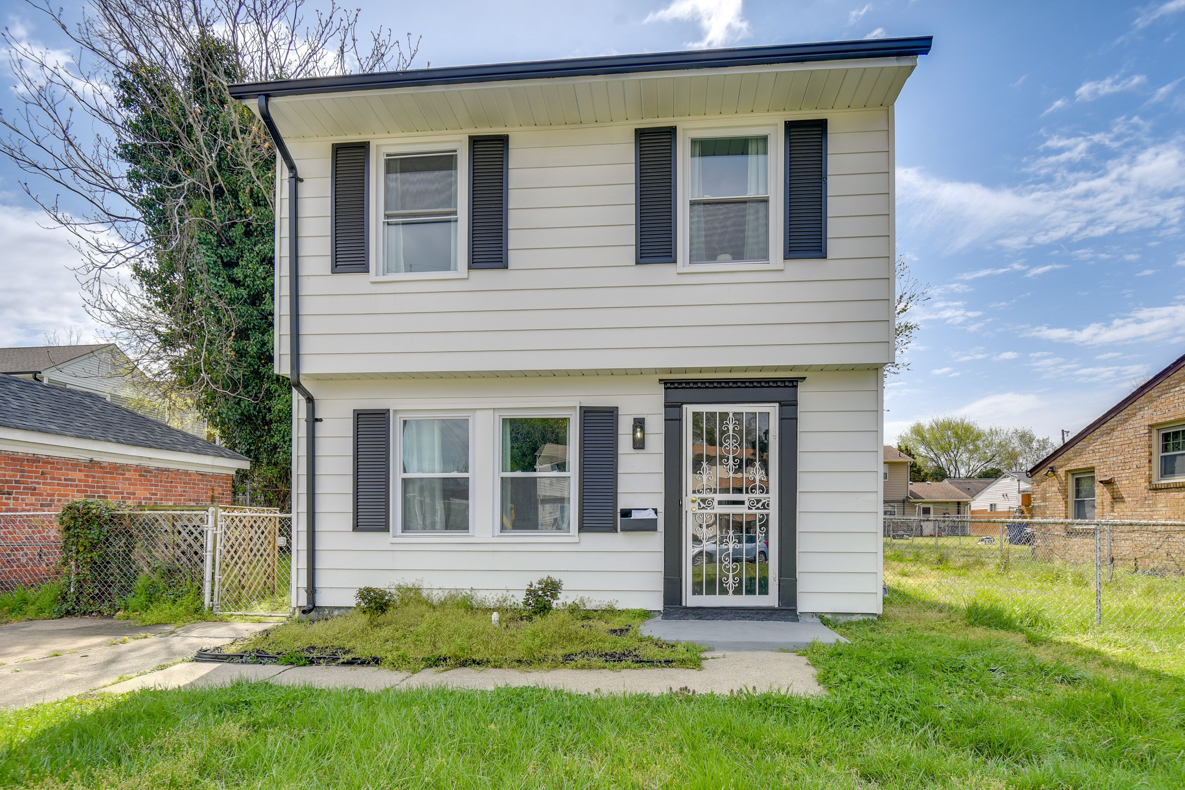 Exterior | 2-Story Home