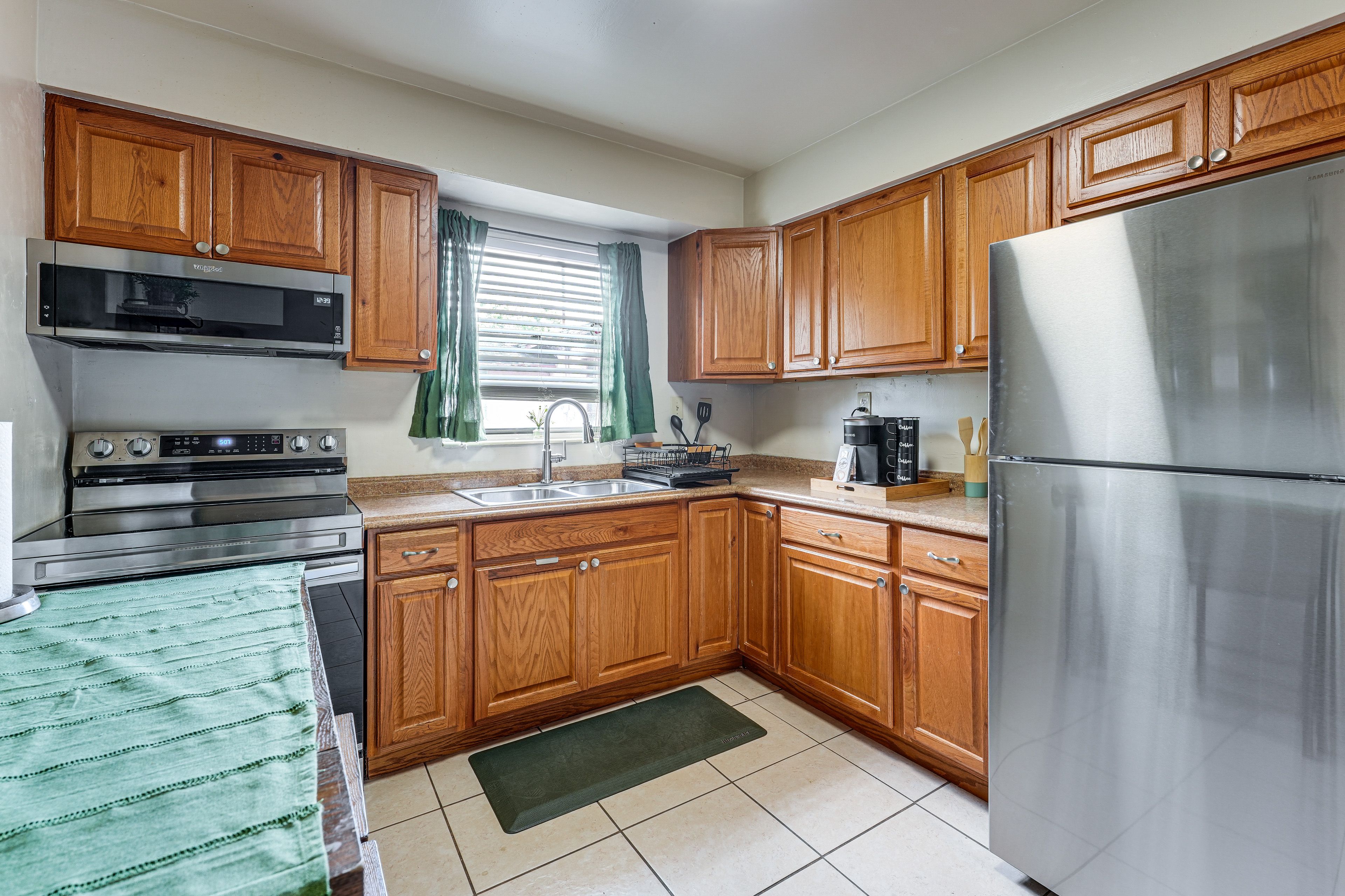Kitchen | Keurig Coffee Maker