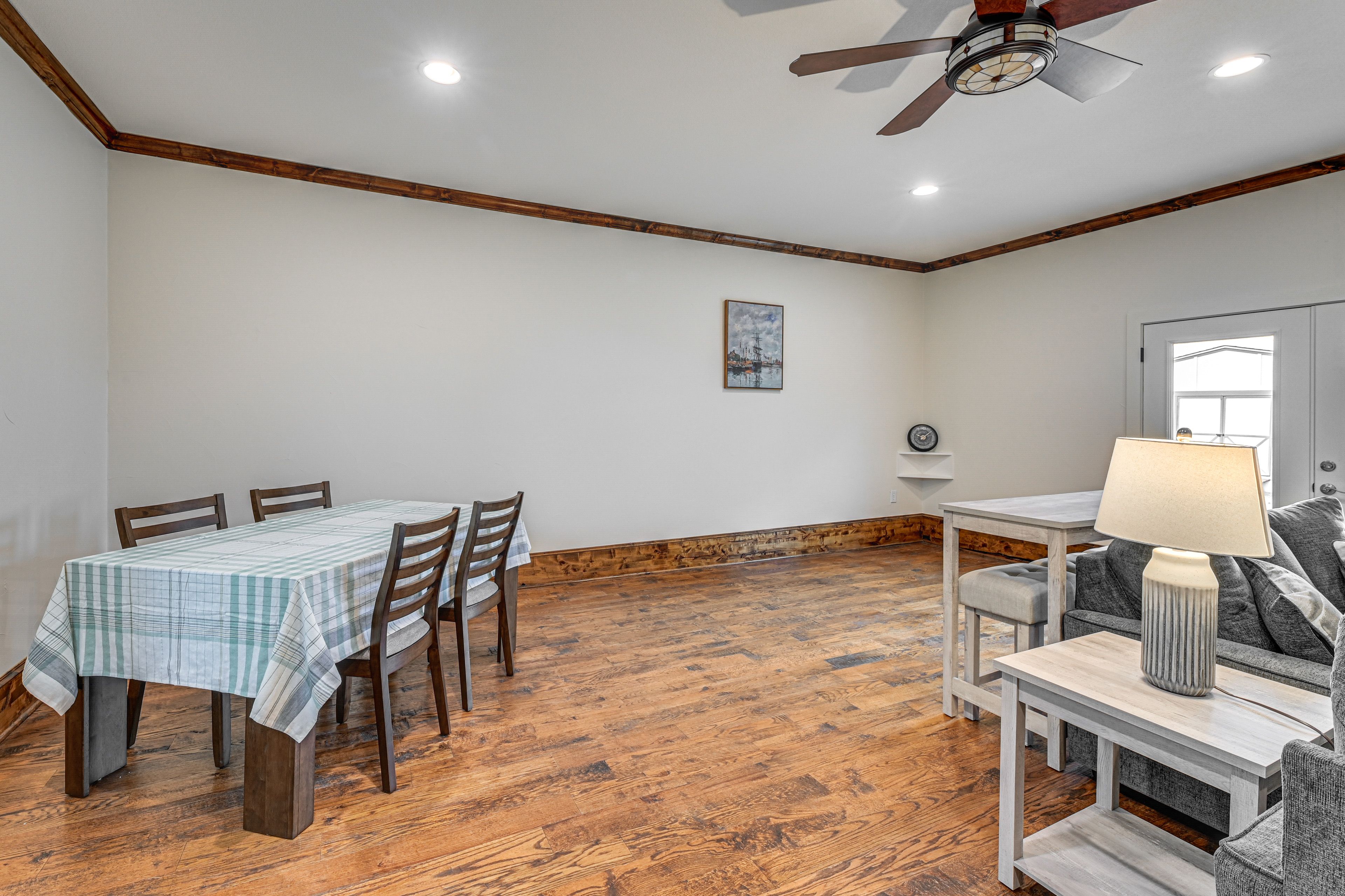 Addt'l Dining & Living Area | 2 Steps Required