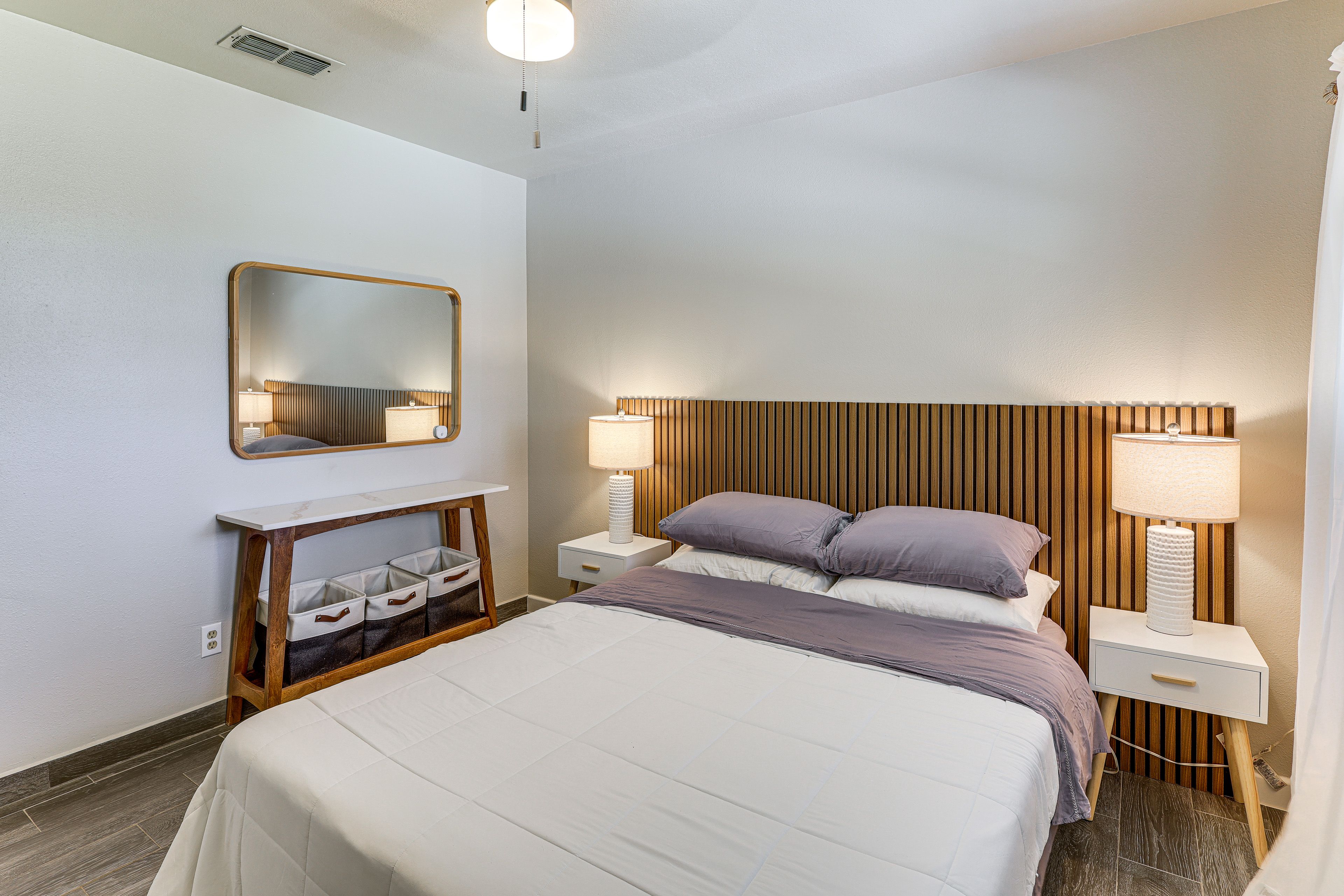 Bedroom 4 | Queen Bed | 2nd Floor