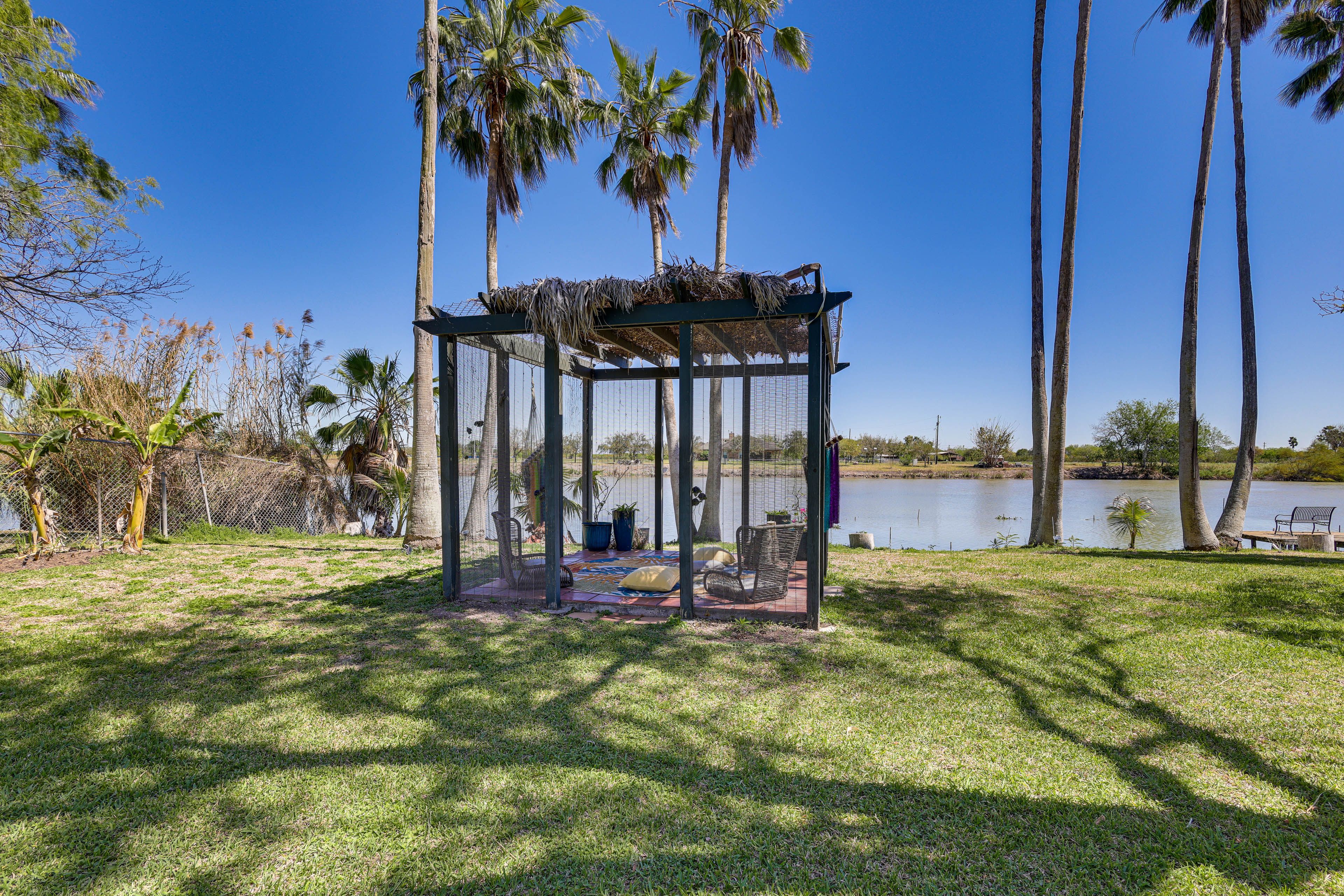 River Views | Spacious Yard w/ Shared Amenities