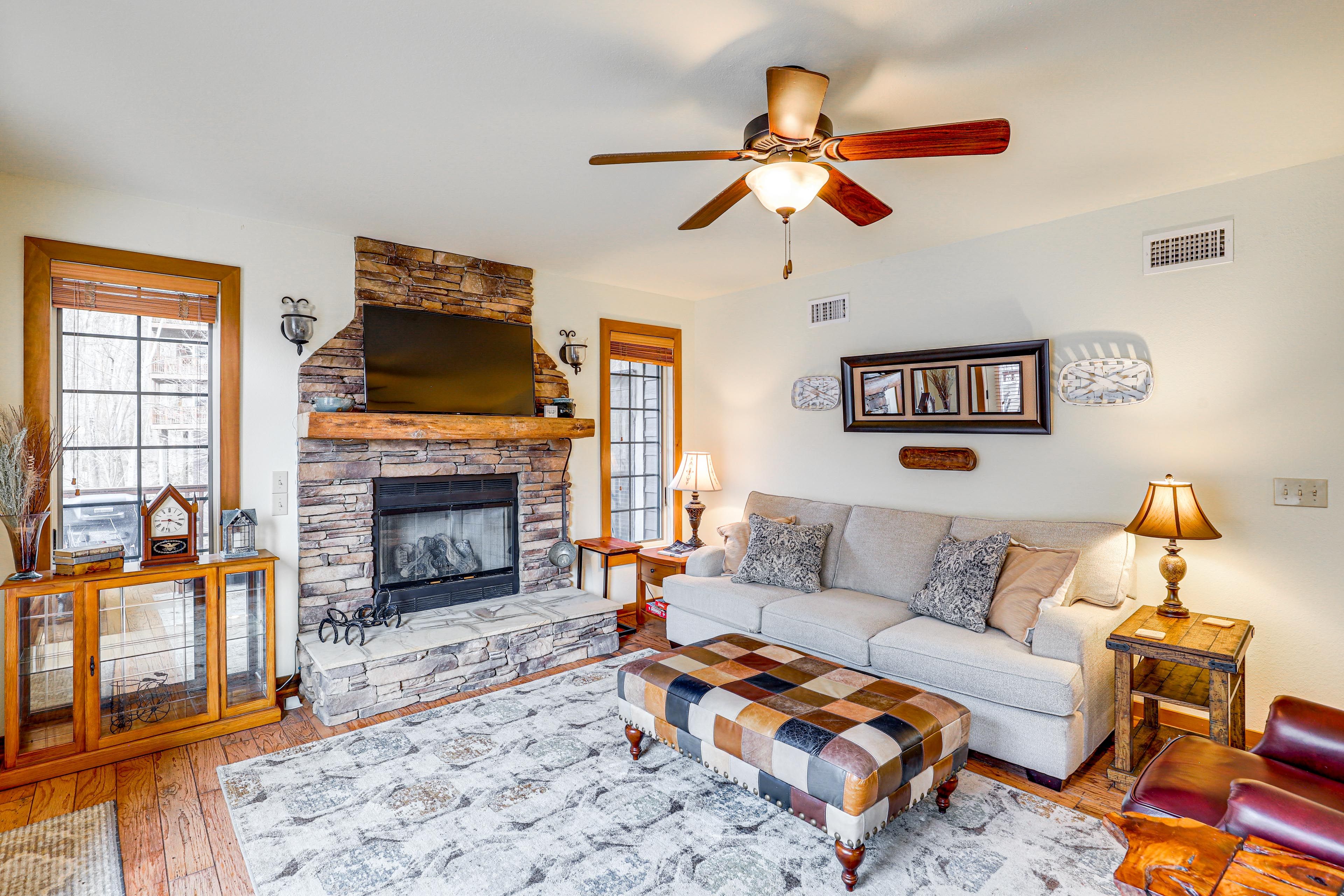 Burnsville Vacation Rental | 2BR | 2BA | 1,250 Sq Ft